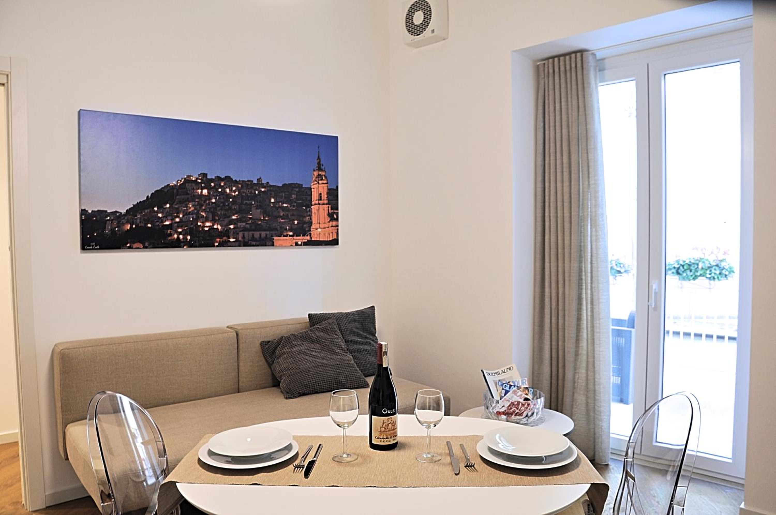 Maisonette photo 2