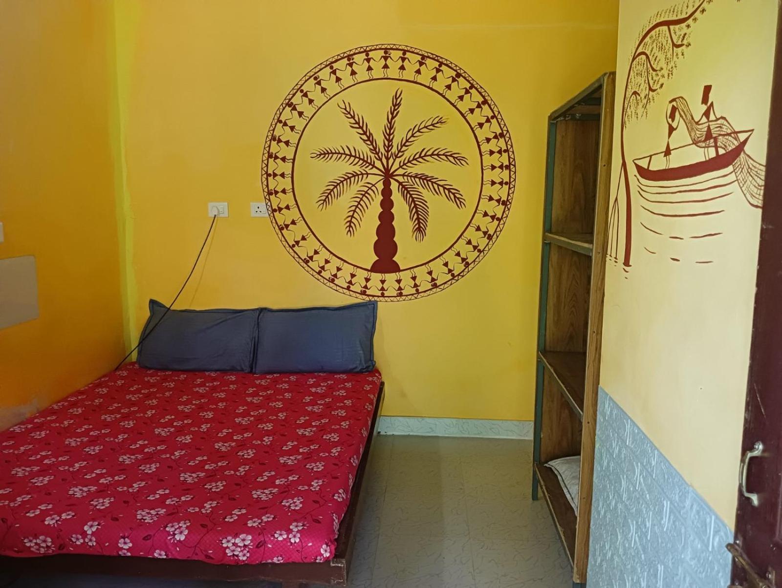 Budget Double Room photo 2