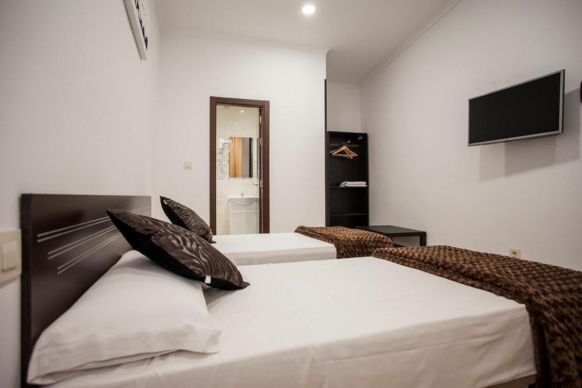 Interior Double Room - 2 beds photo 2