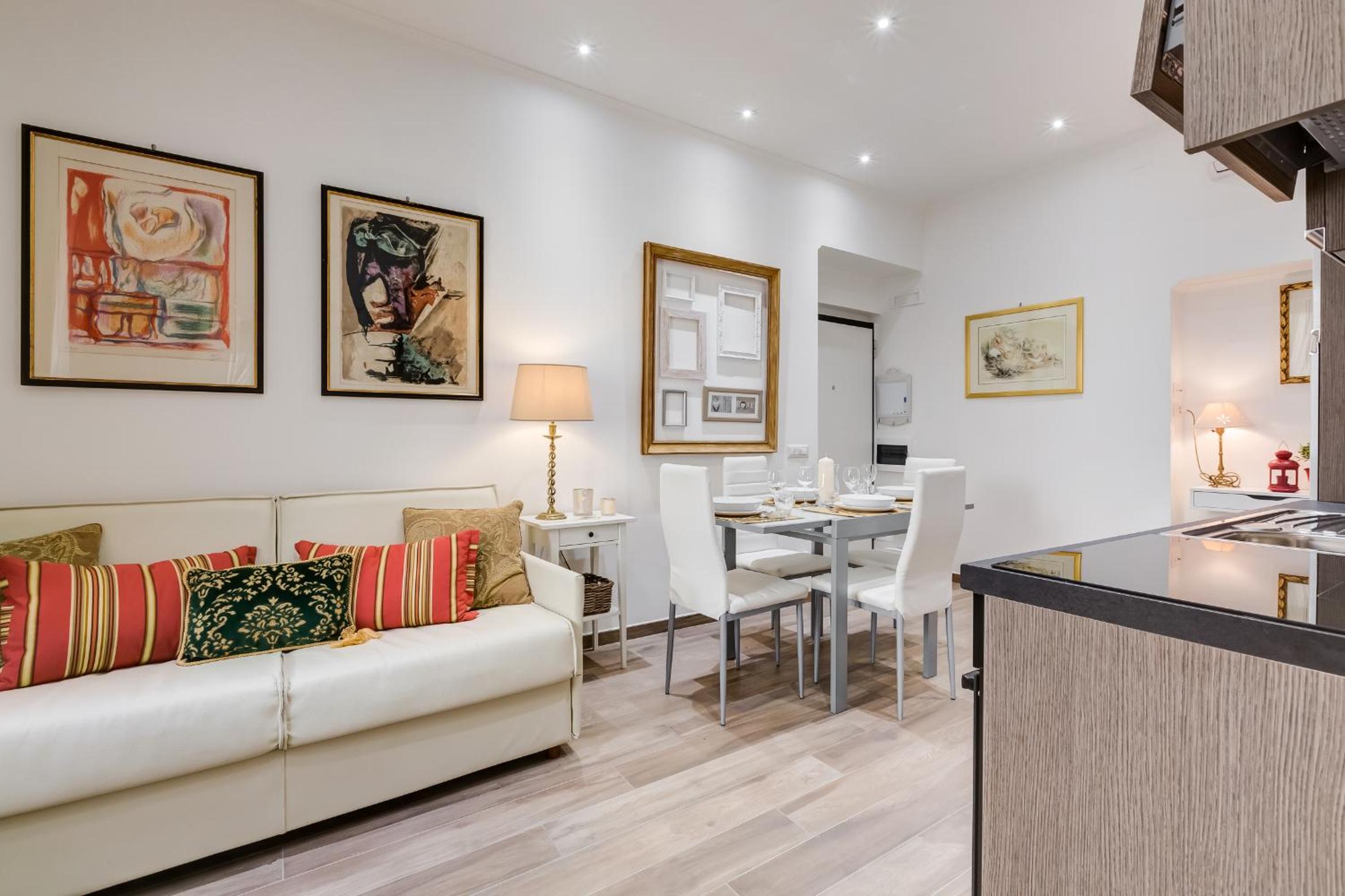 One-Bedroom Apartment