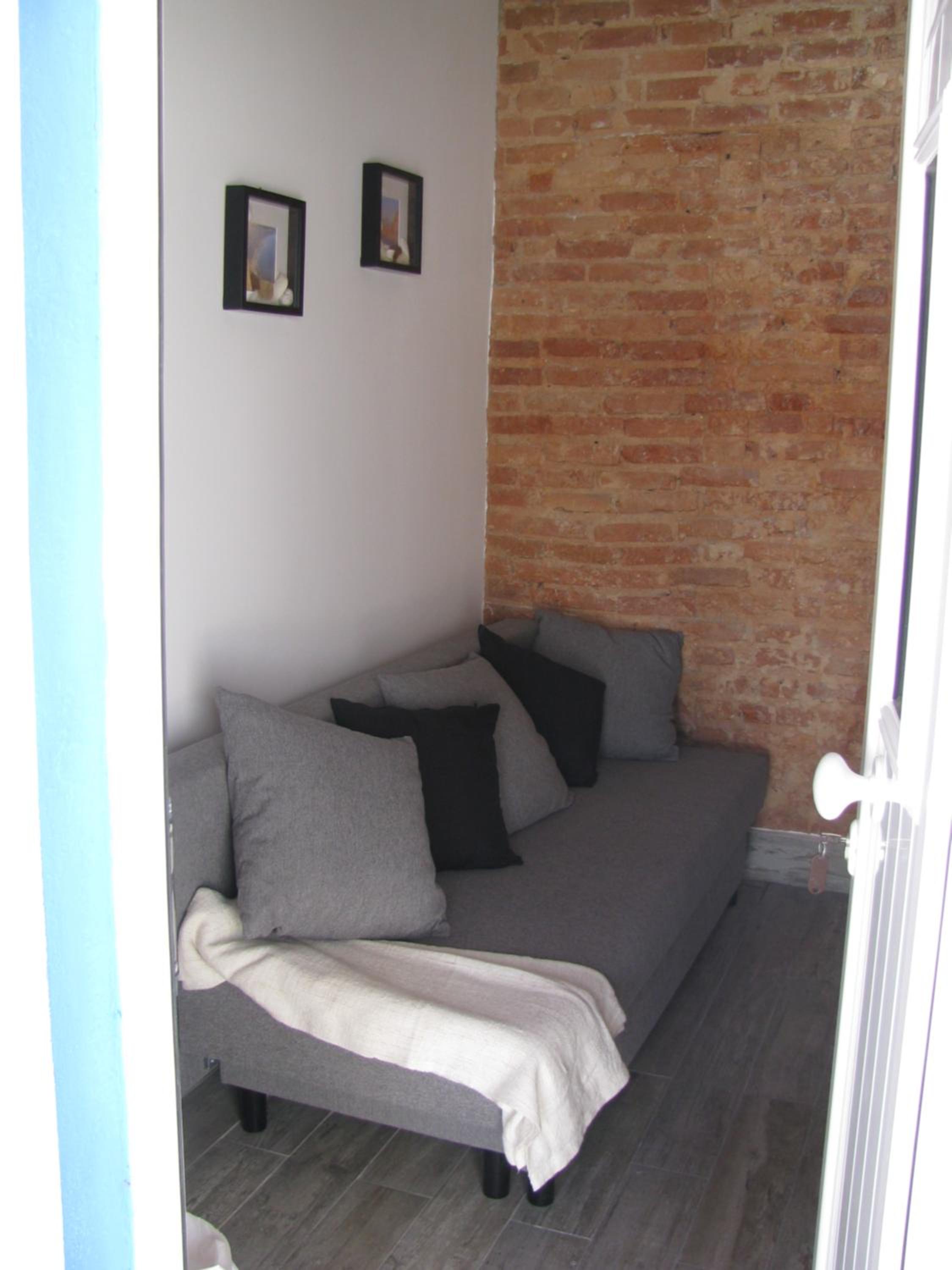 Studio - Photo 14