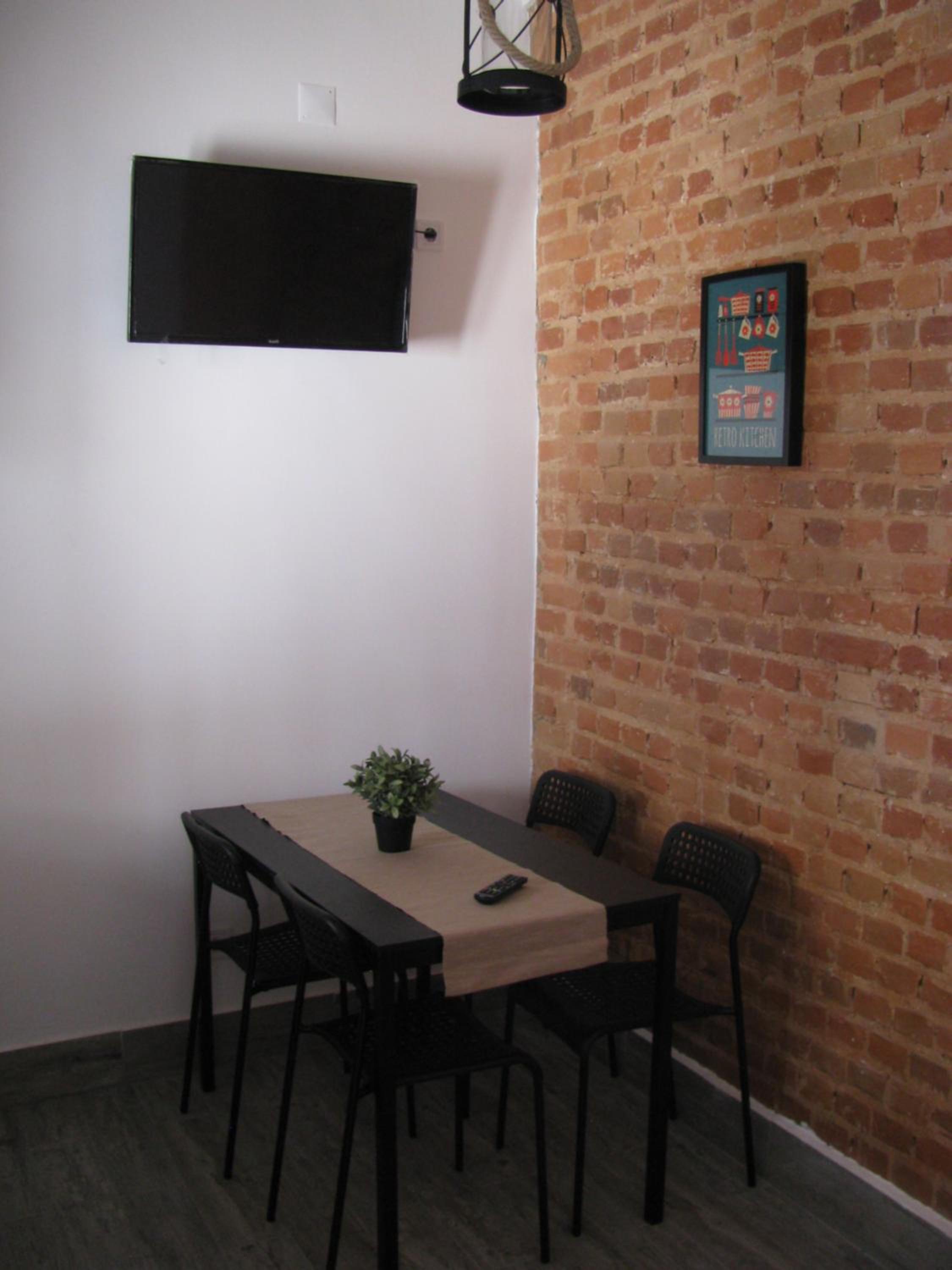 Studio - Photo 29