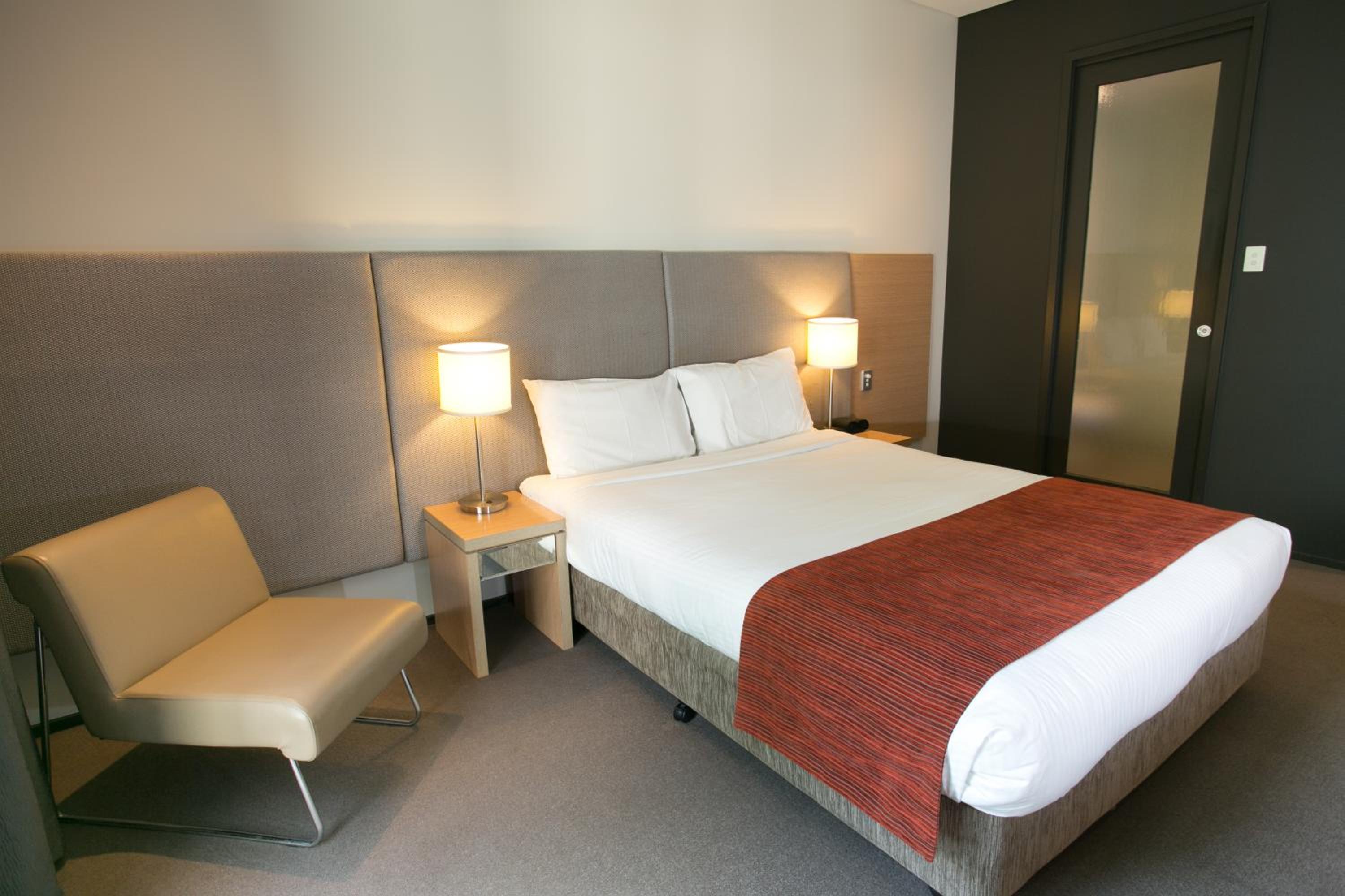 Queen Room - Photo 4