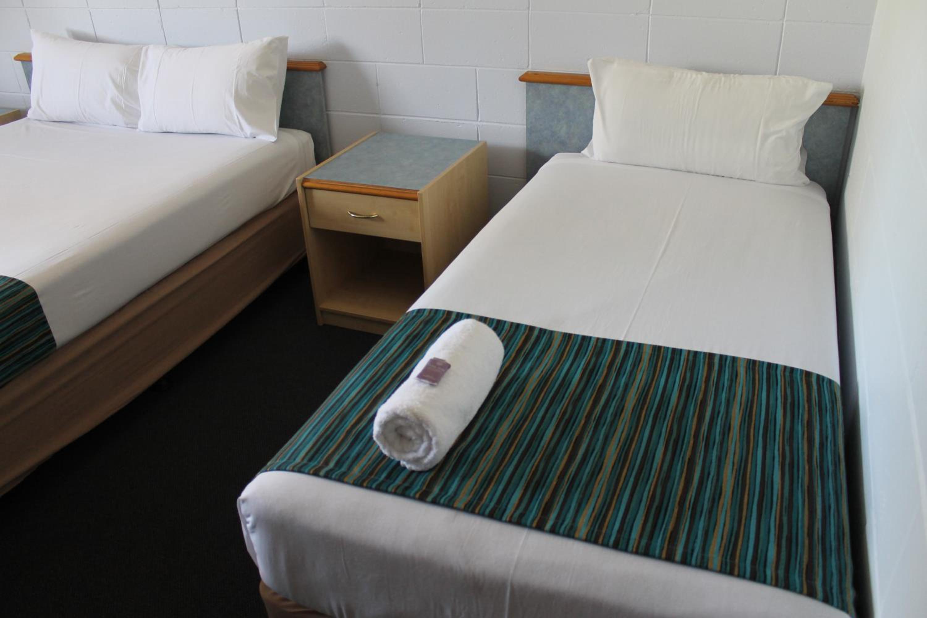 Double Room with Extra Bed photo 1