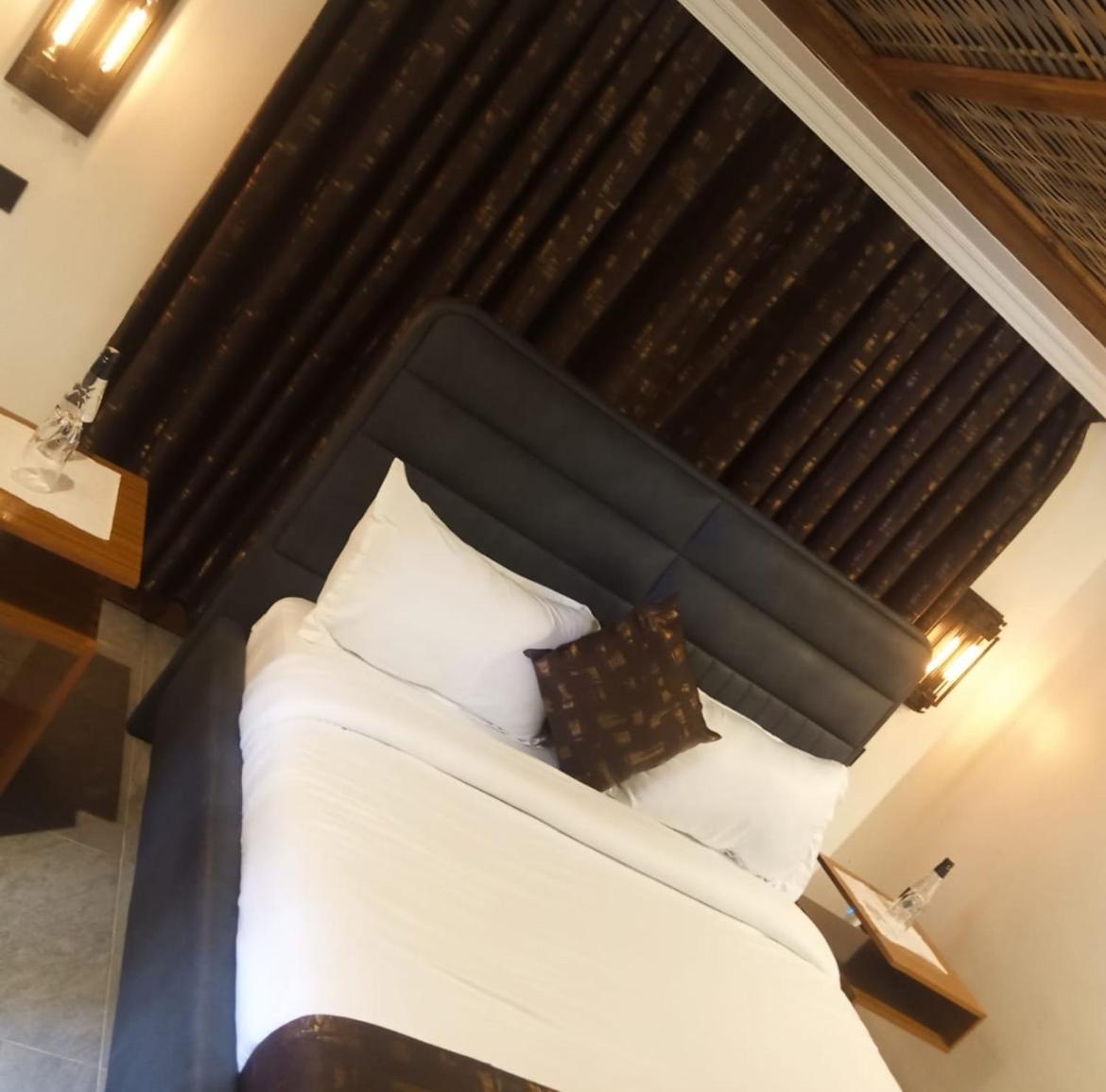 Deluxe Double Room photo 3