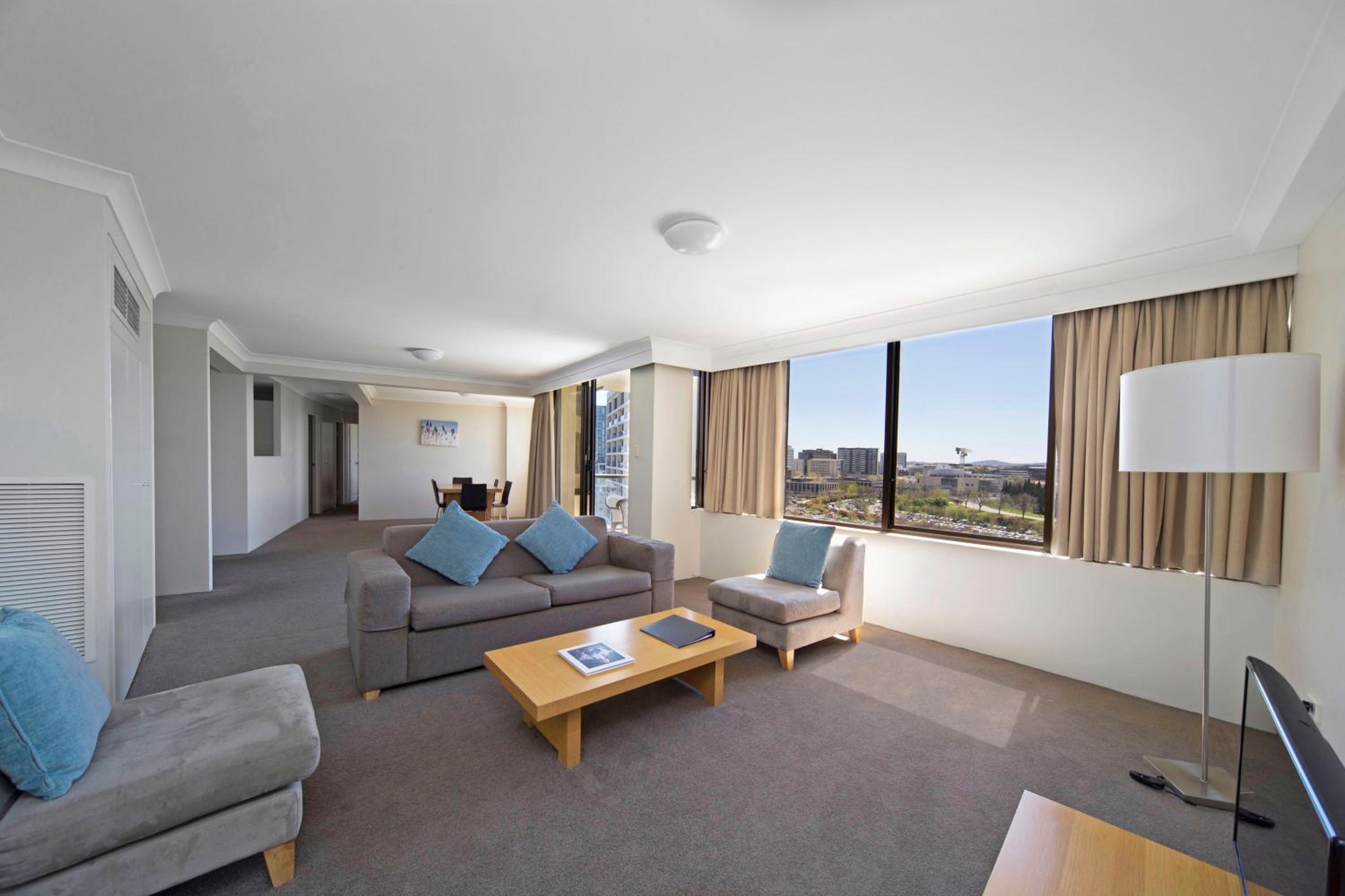 Three-Bedroom Apartment - Weekly Housekeeping photo 2