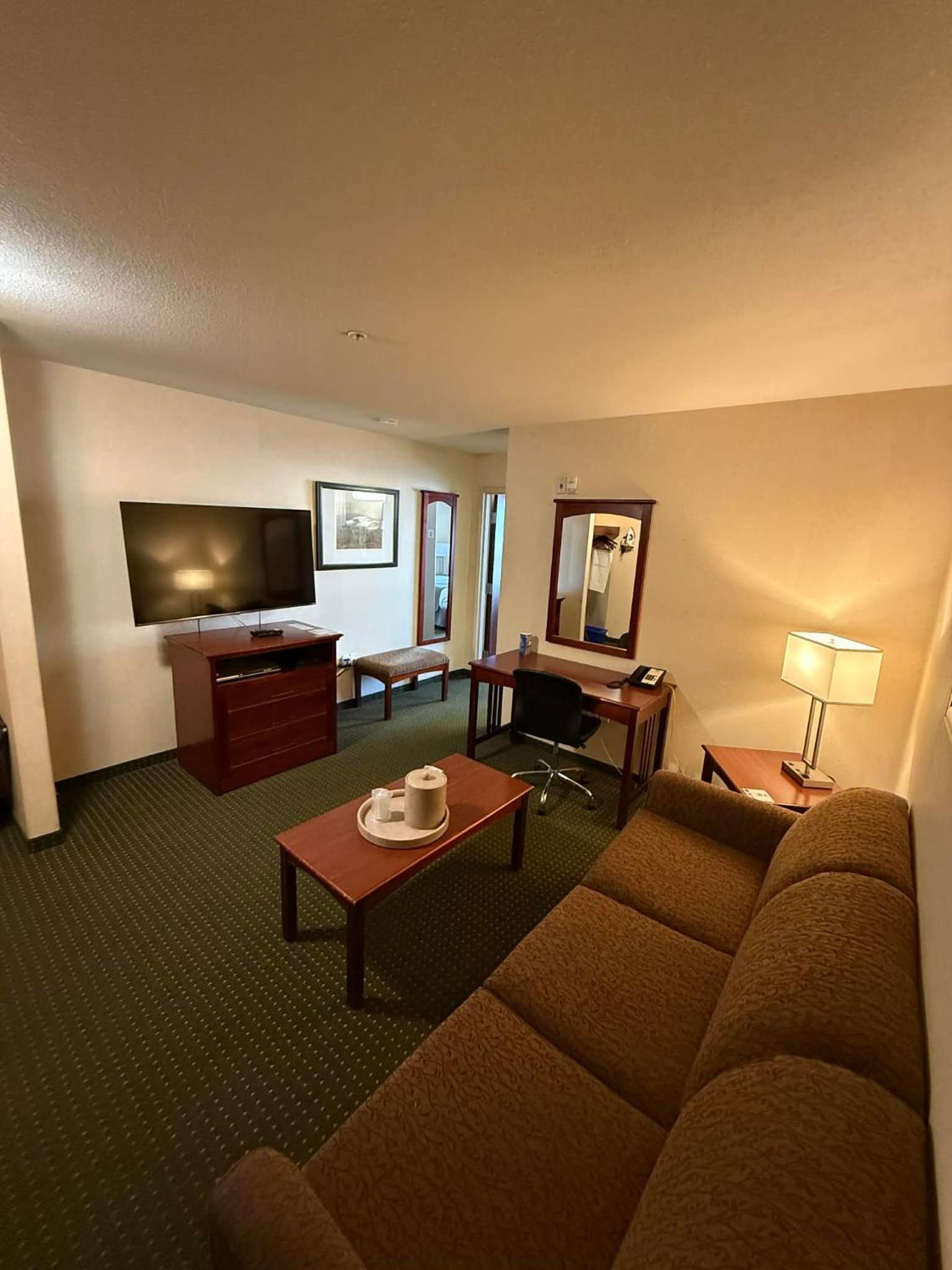 Executive Suite photo 1