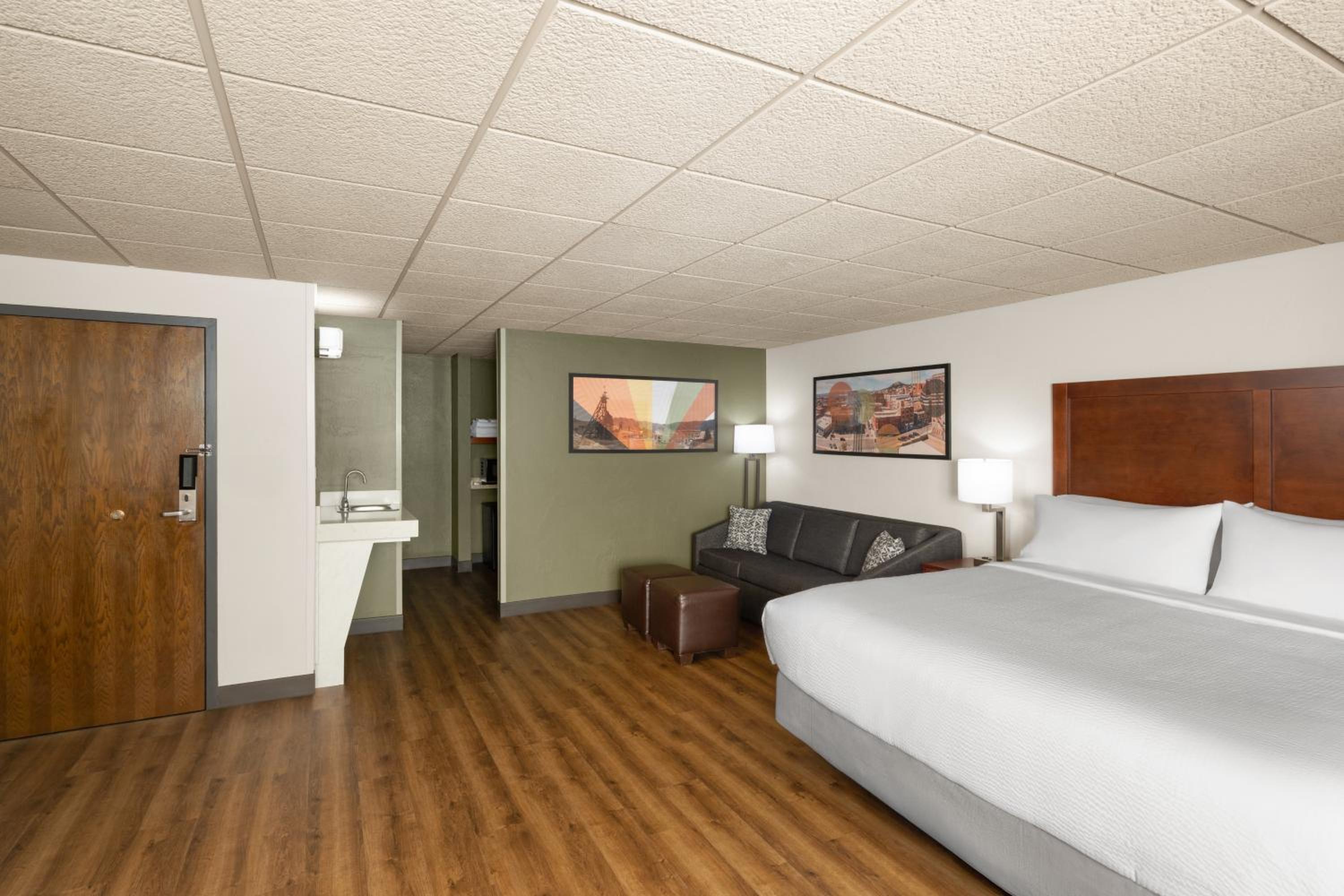 King Suite photo 3