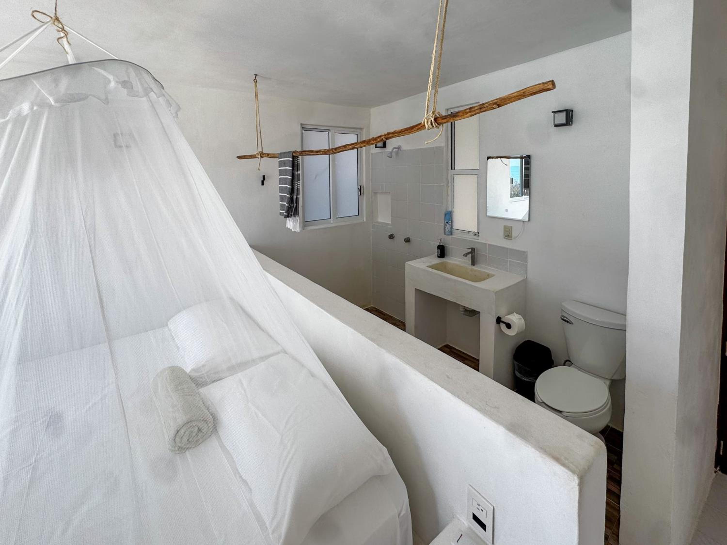 Queen Room with Sea View photo 2