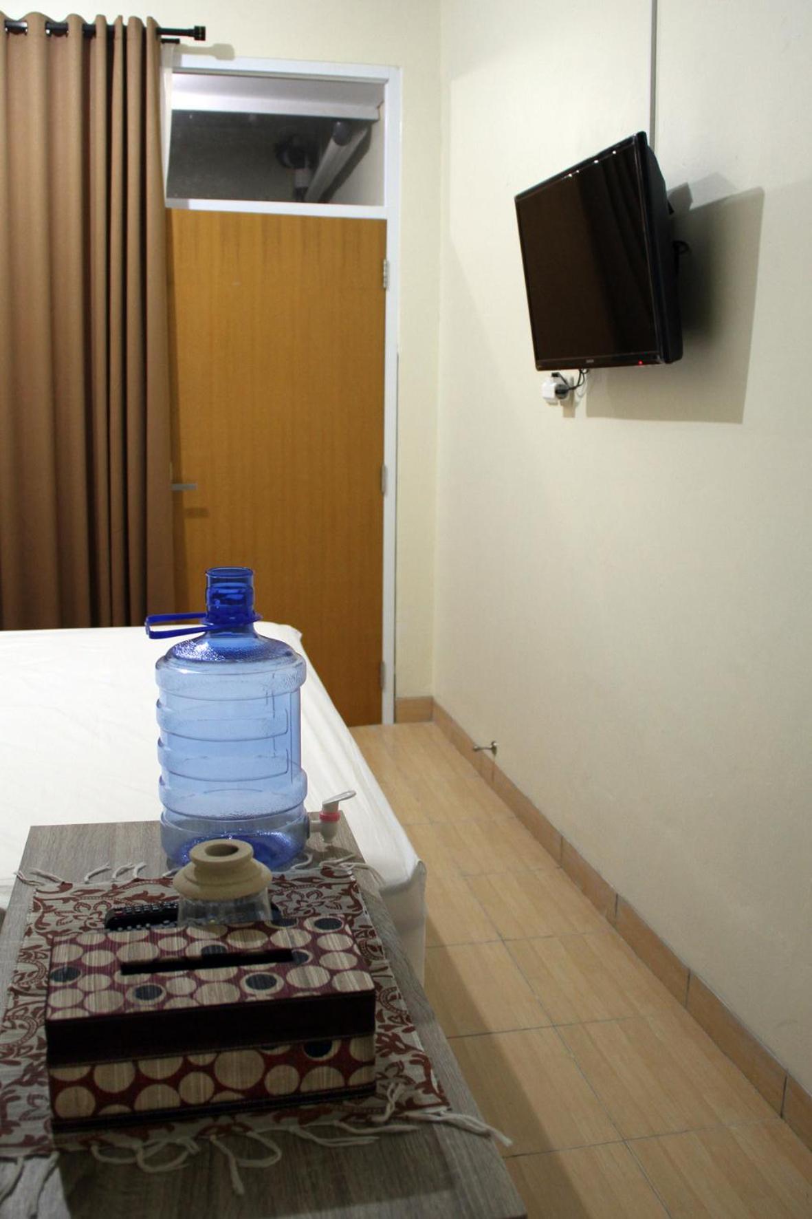 Standard Double Room - Photo 2