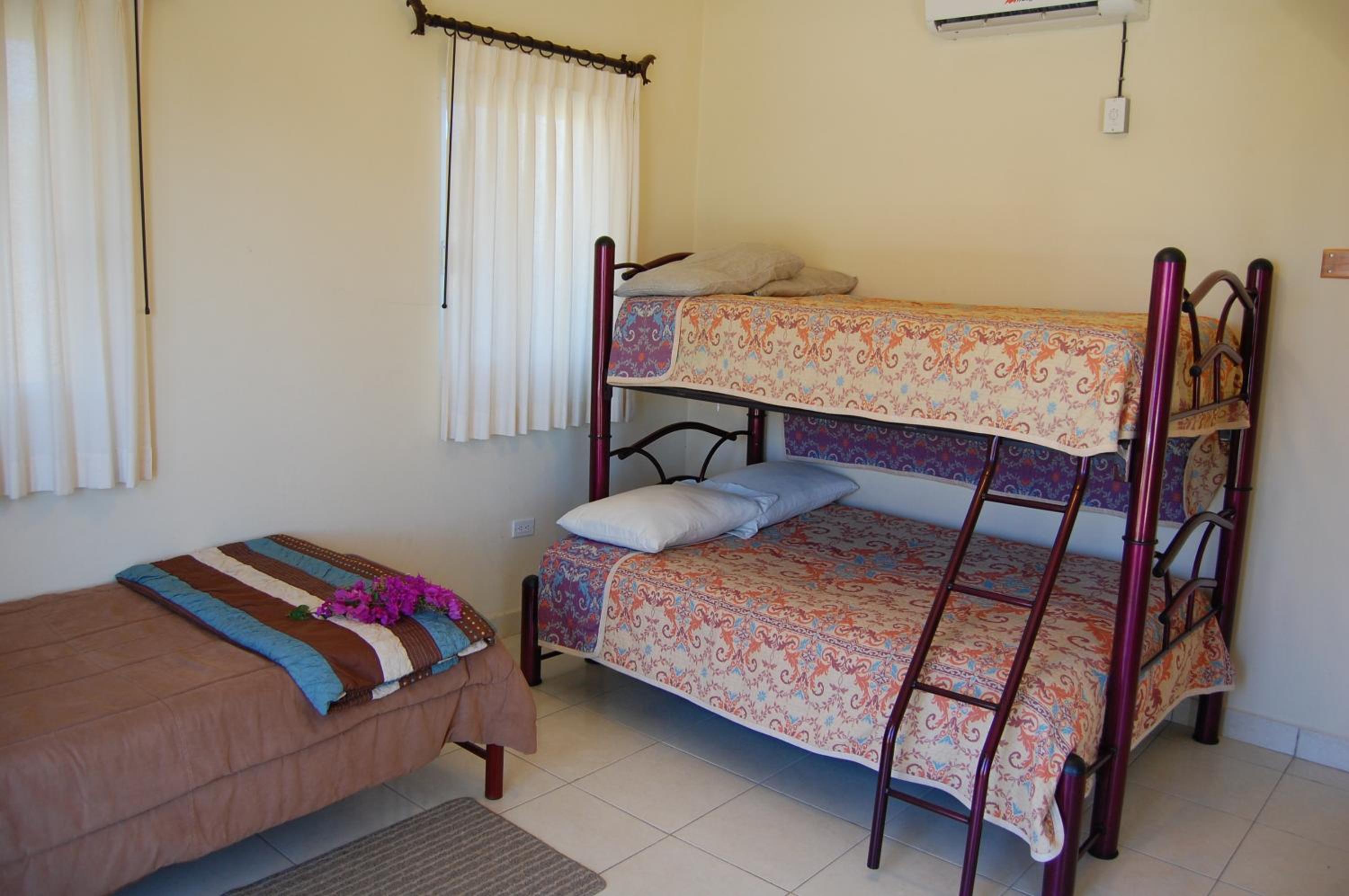 Two-Bedroom House photo 3