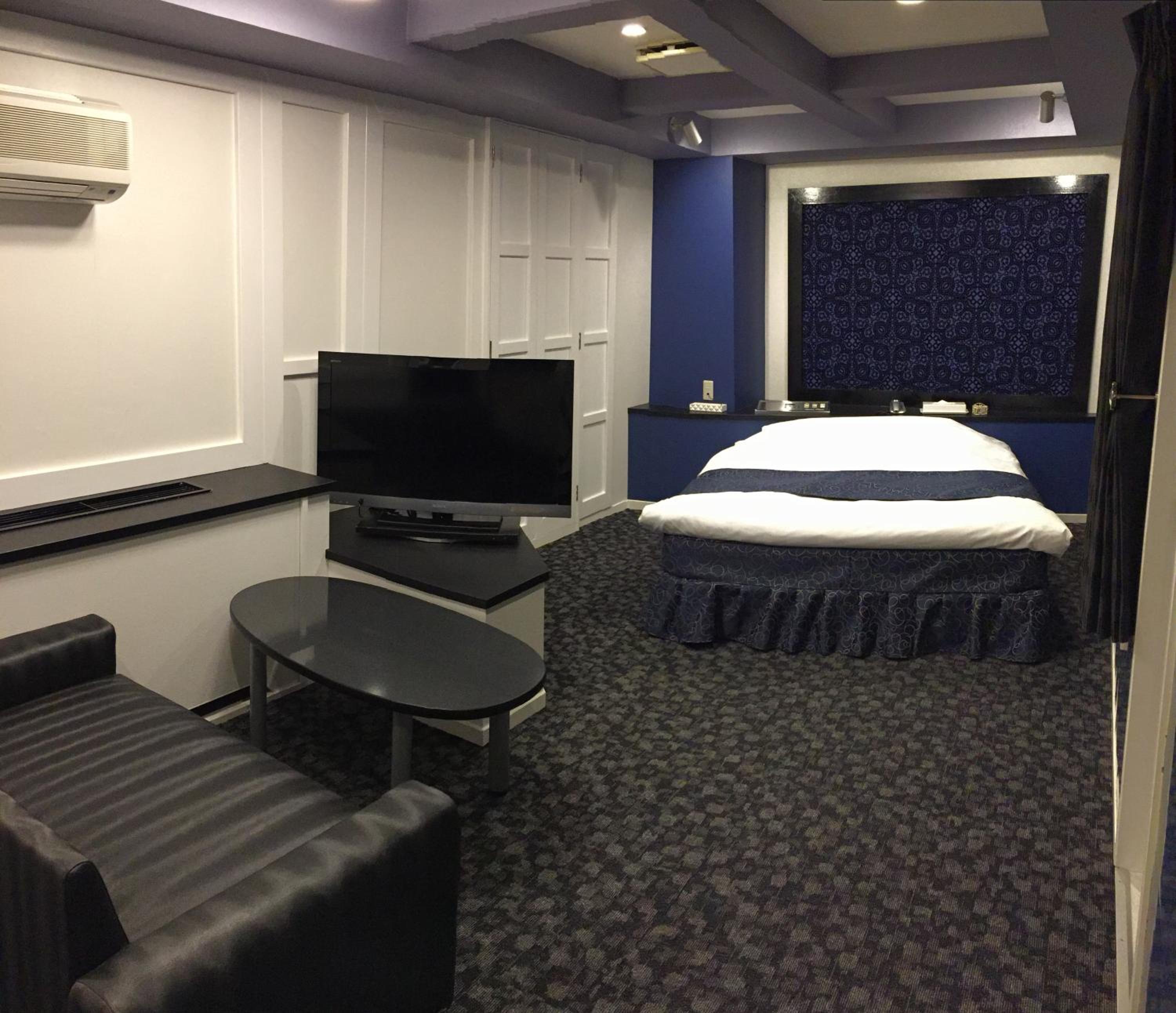 Standard Double Room - Photo 3