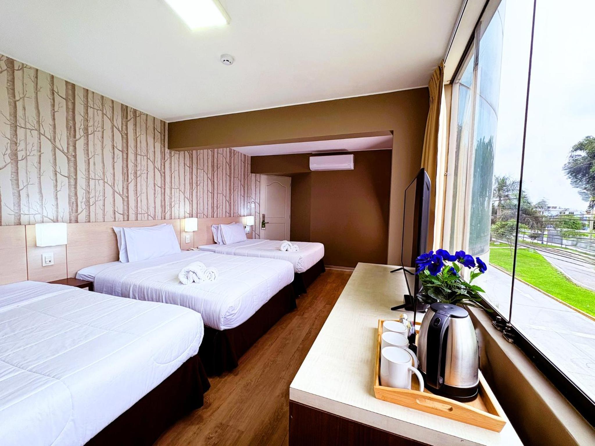 Standard Triple Room photo 2