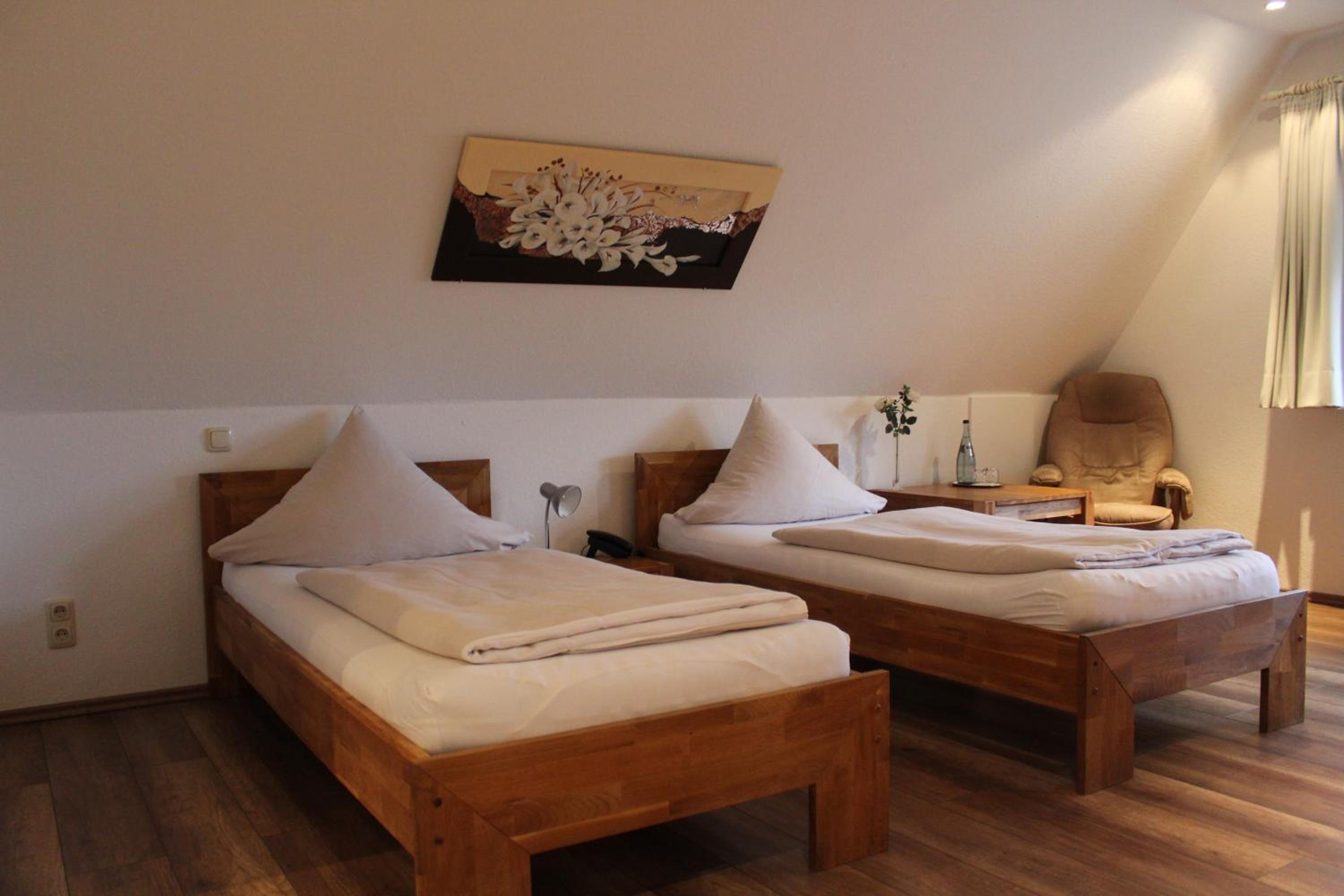 Double Room - Photo 5