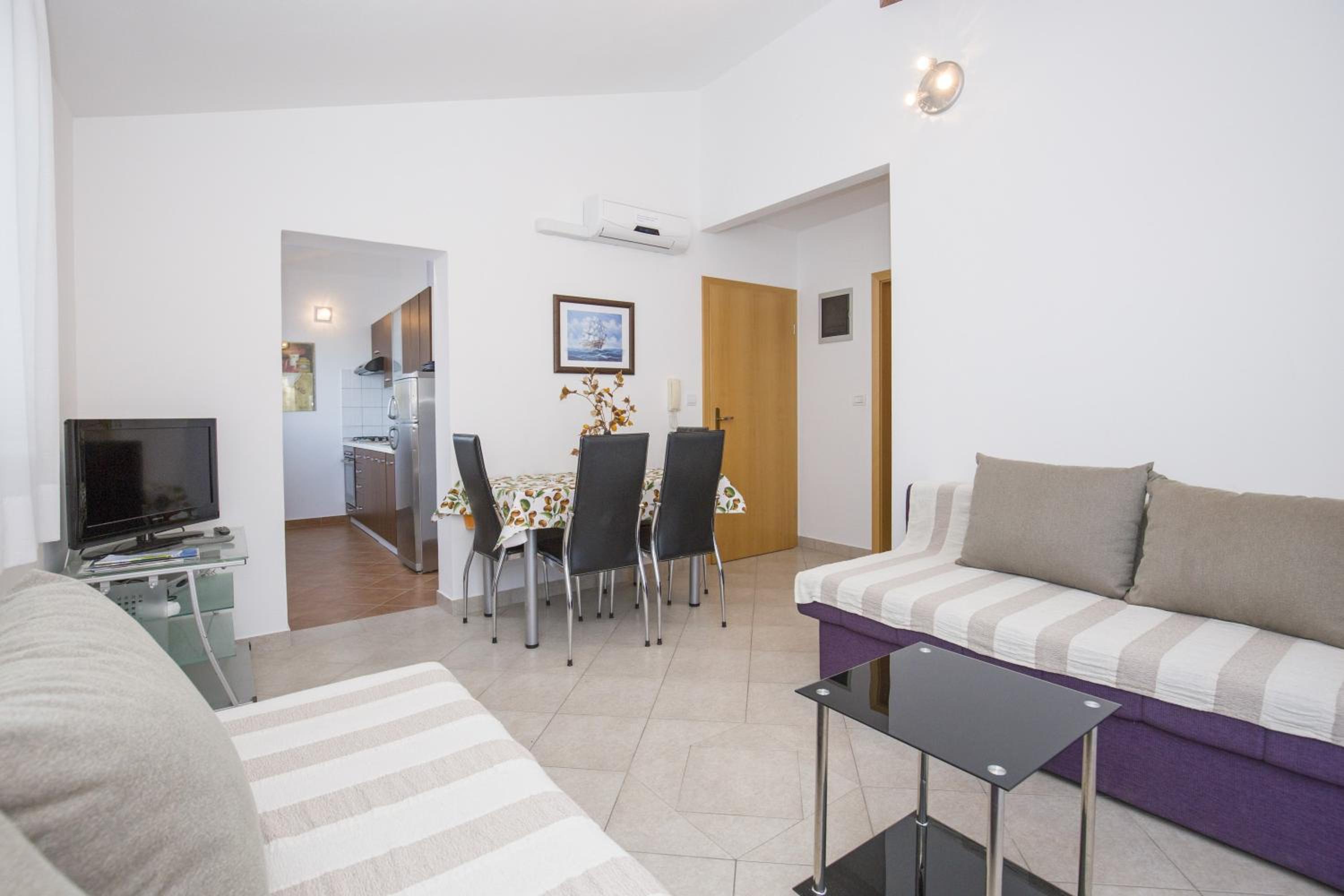 Superior One-Bedroom Apartment photo 1