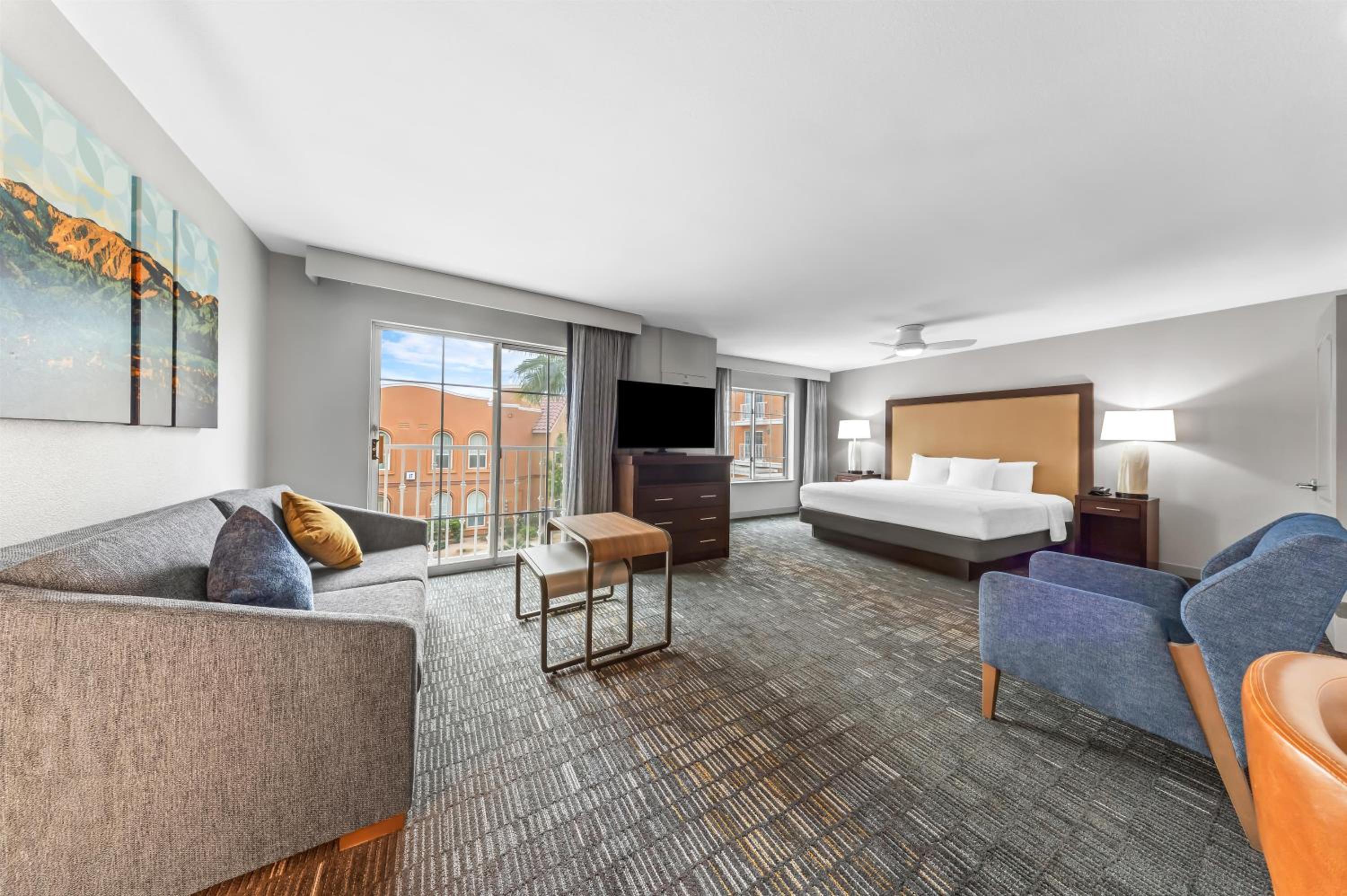 King Suite - Mobility Access/Non-Smoking - Photo 3