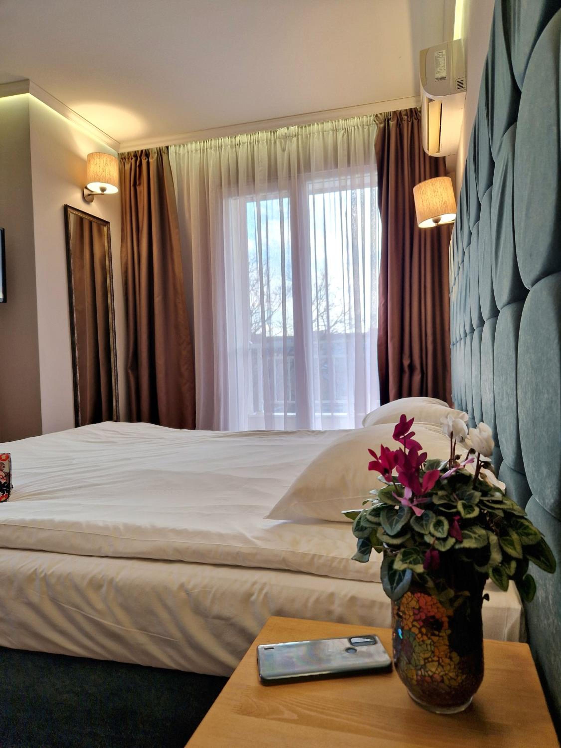 Small Double Room photo 3