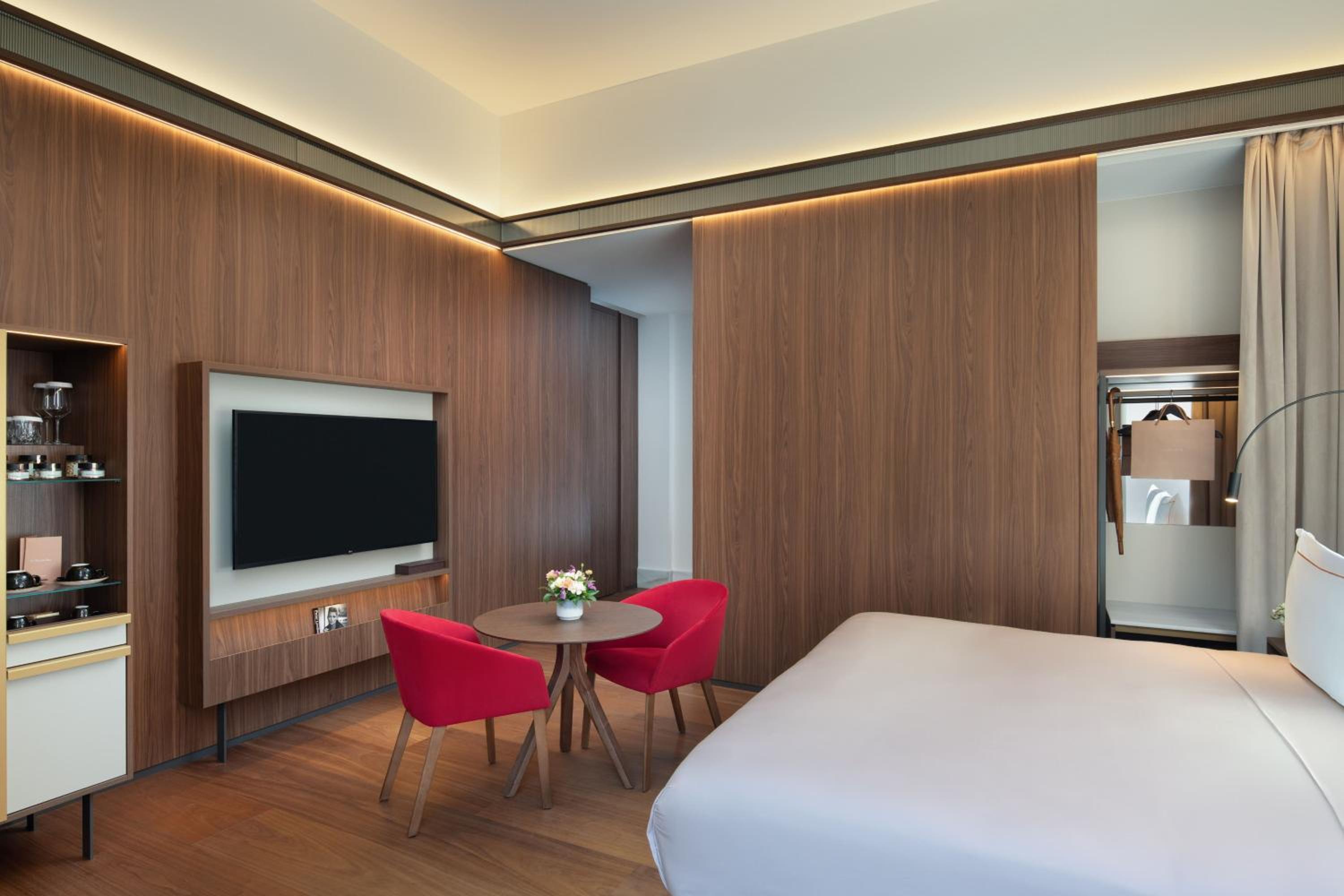 Supreme Room with Balcony with Spa Access