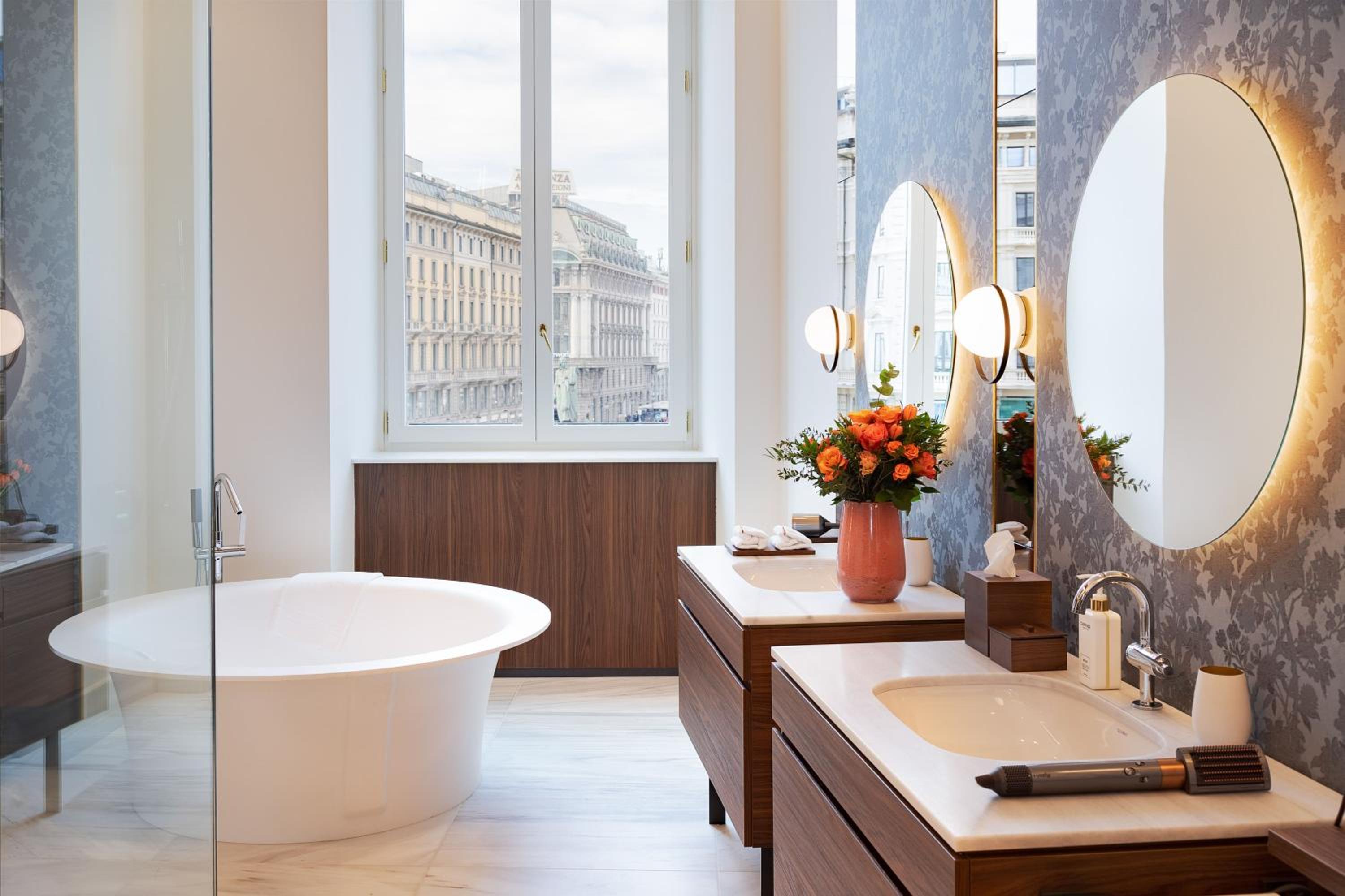 The Cordusio Presidential Suite Terrace with Spa Acess thumbnail 6