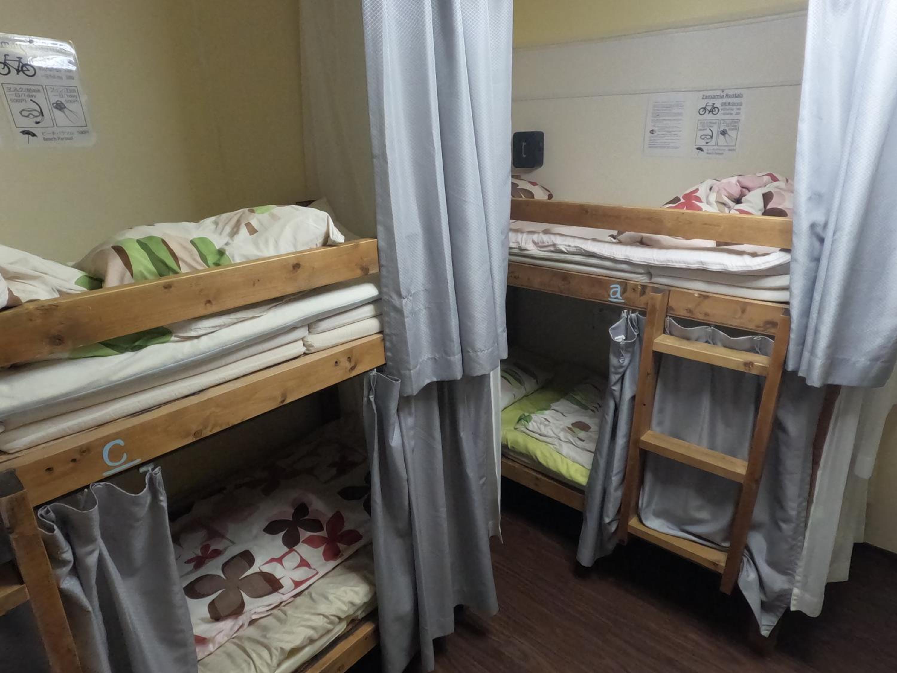 Bed in 6-Bed Female Dormitory Room photo 1