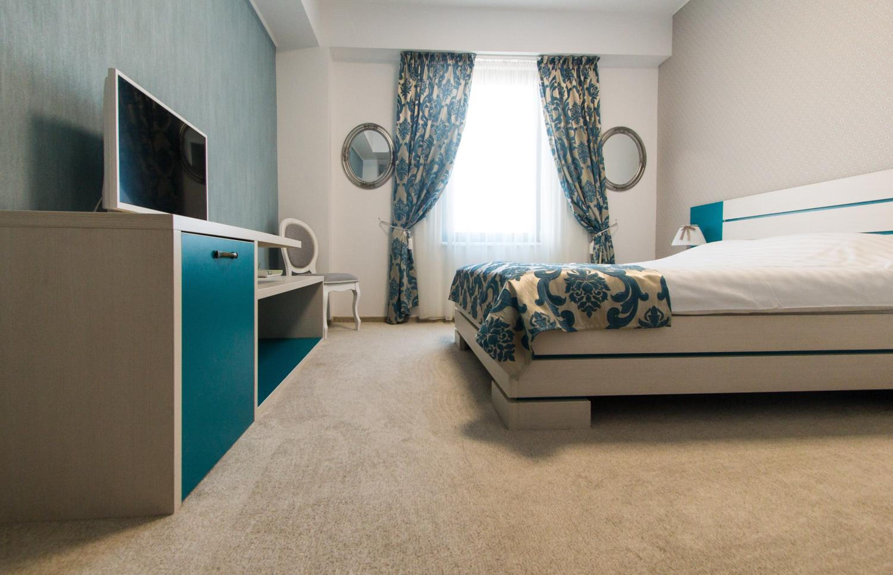 Double Room - Photo 9