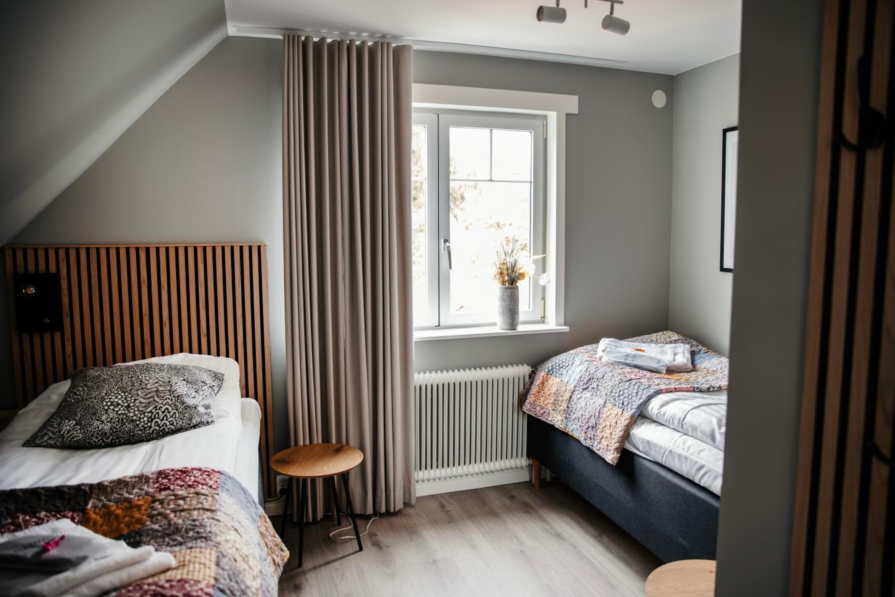 Twin Room with Shared Bathroom