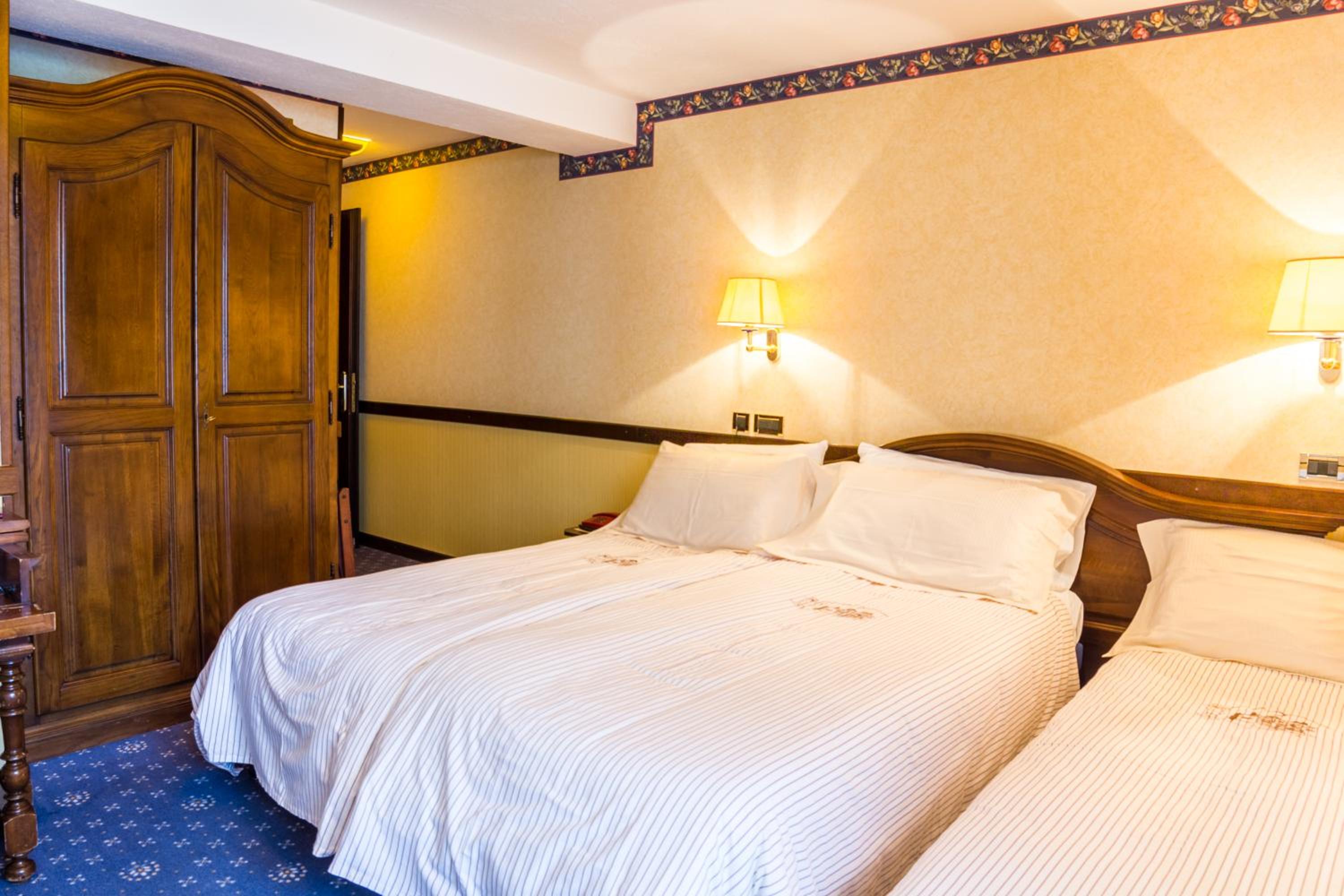 Quadruple Room - Photo 3
