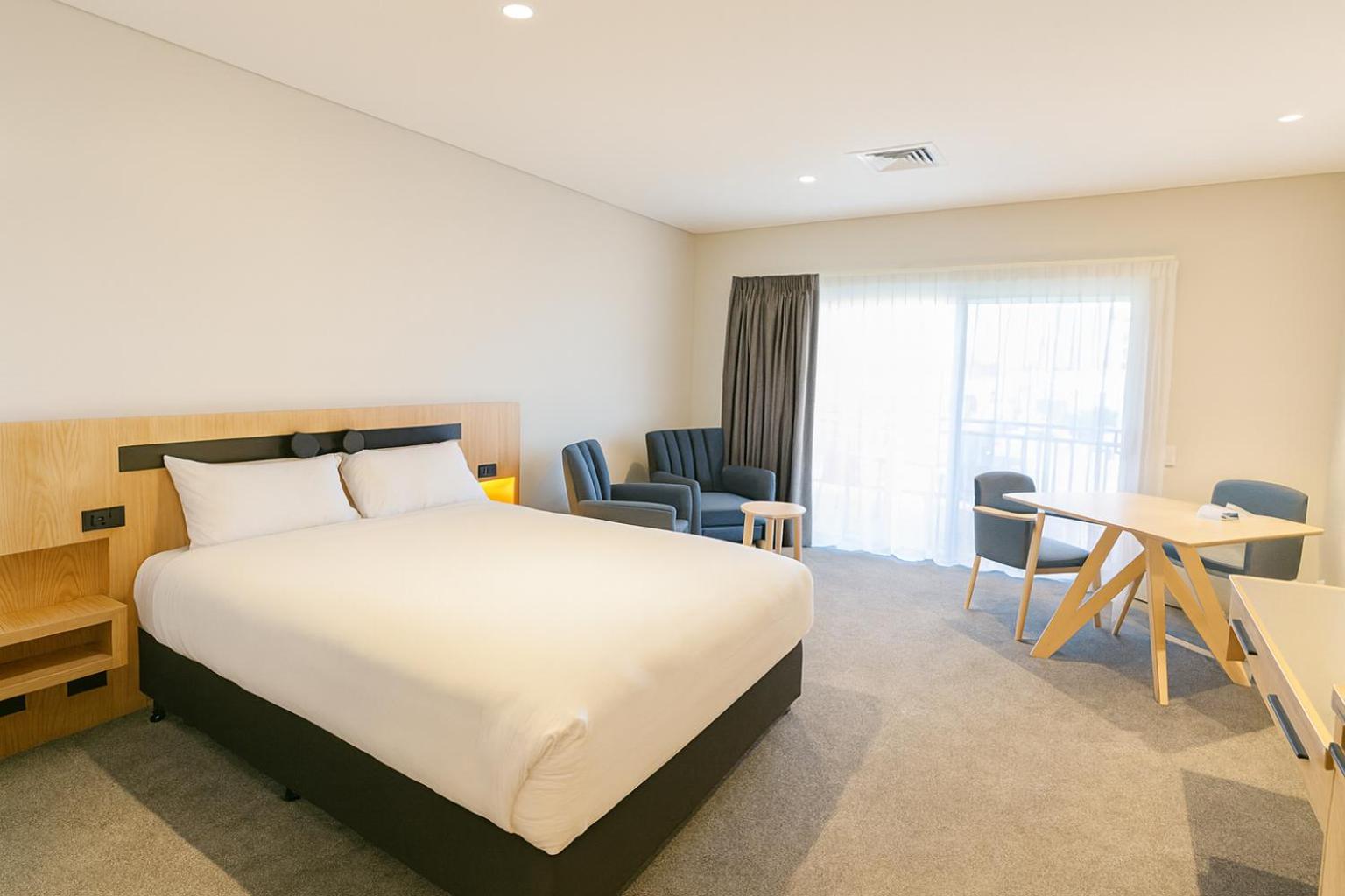 Deluxe Queen Room photo 1