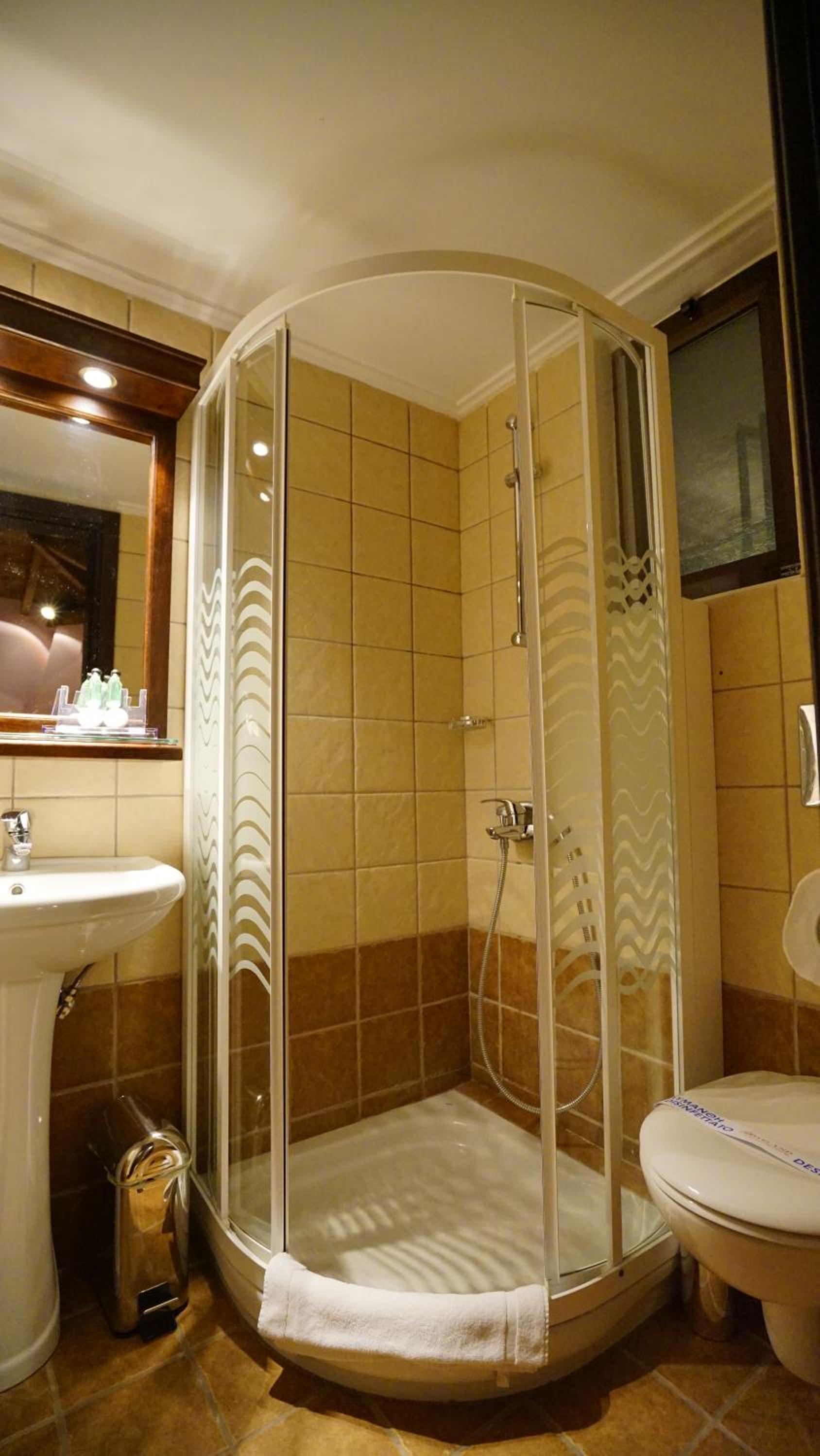 Family Maisonette - Photo 23