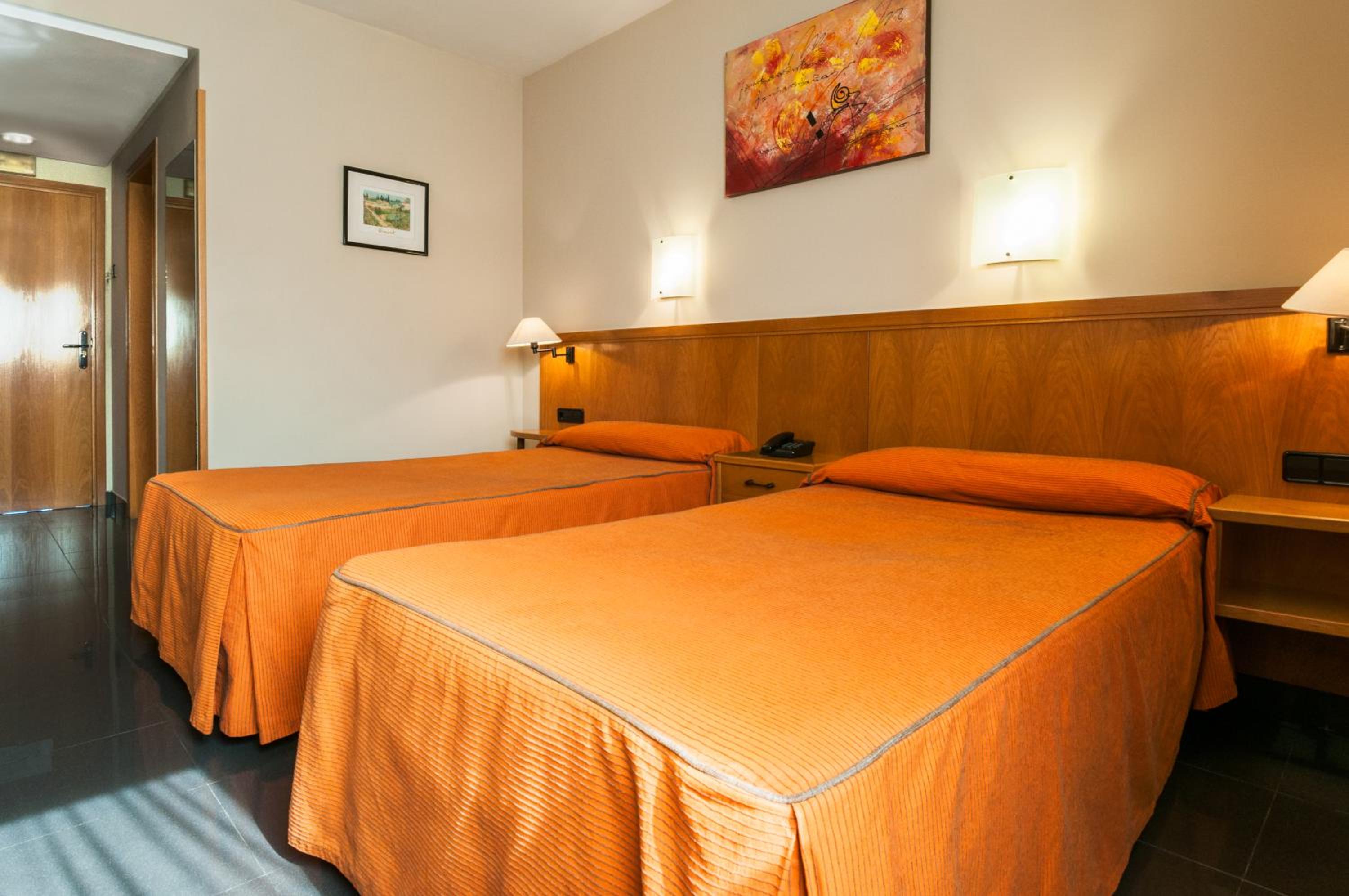Habitación Doble o con Dos Camas