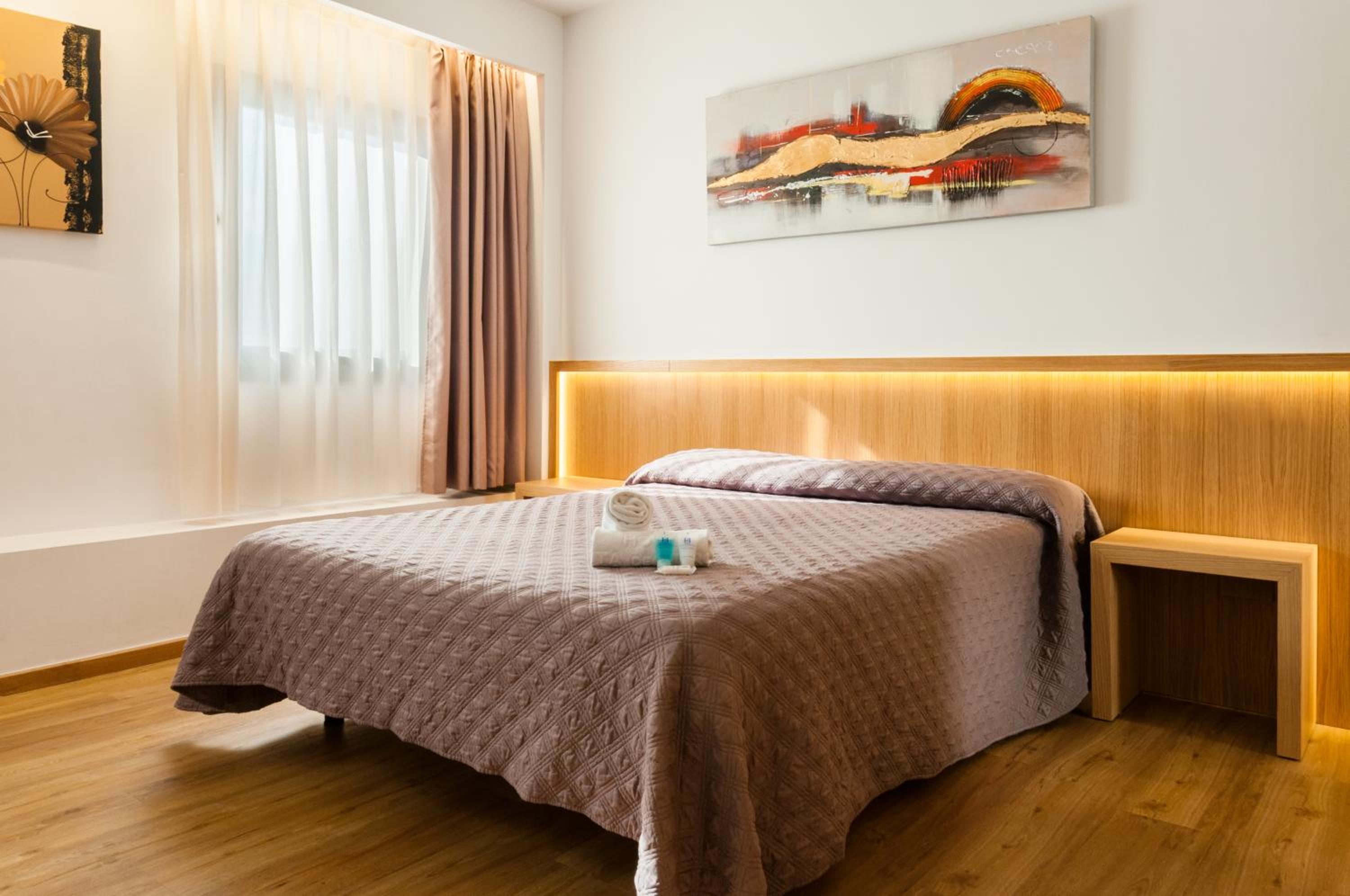 Double or Twin Room photo 3