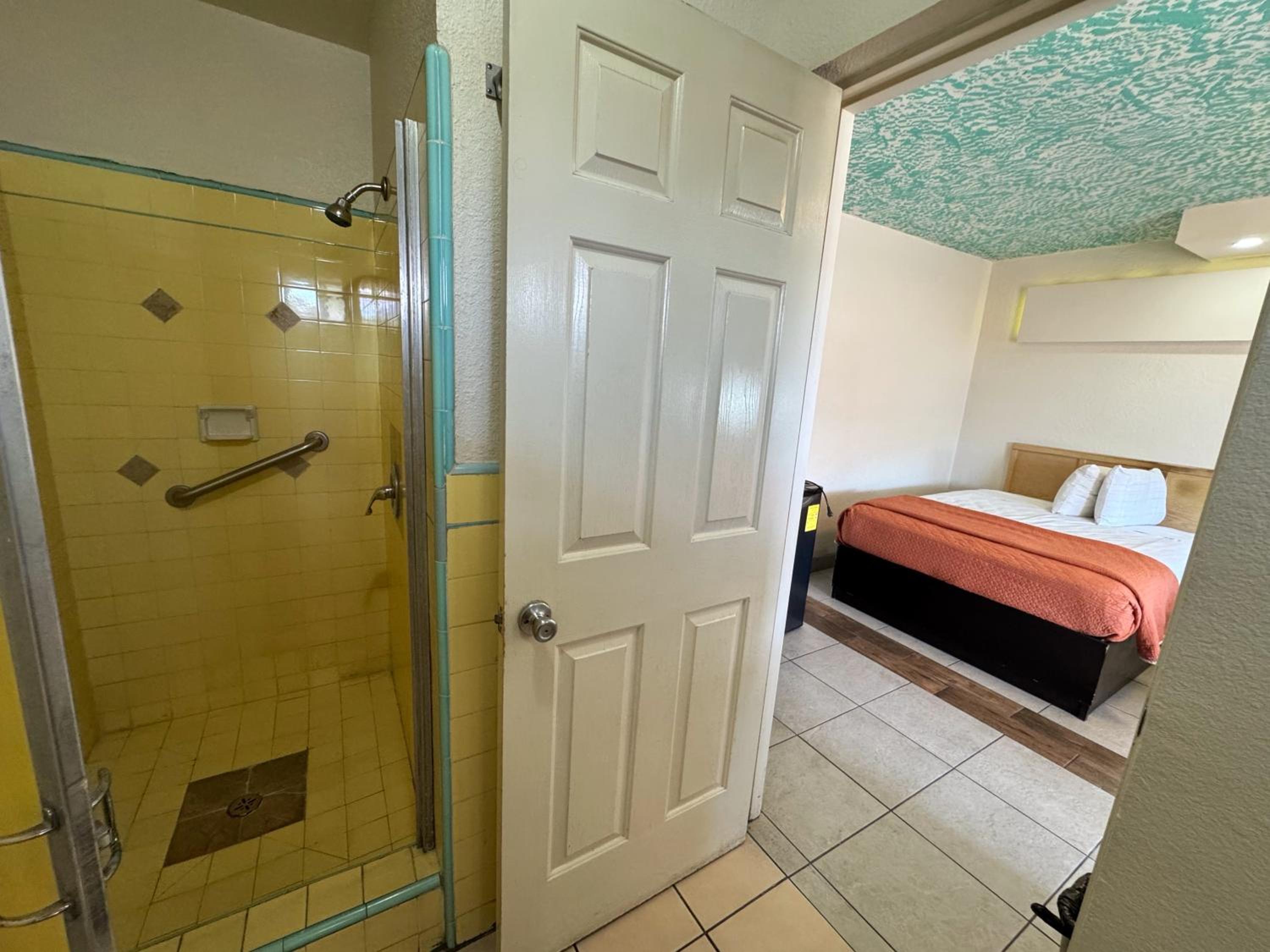 Budget Twin Room