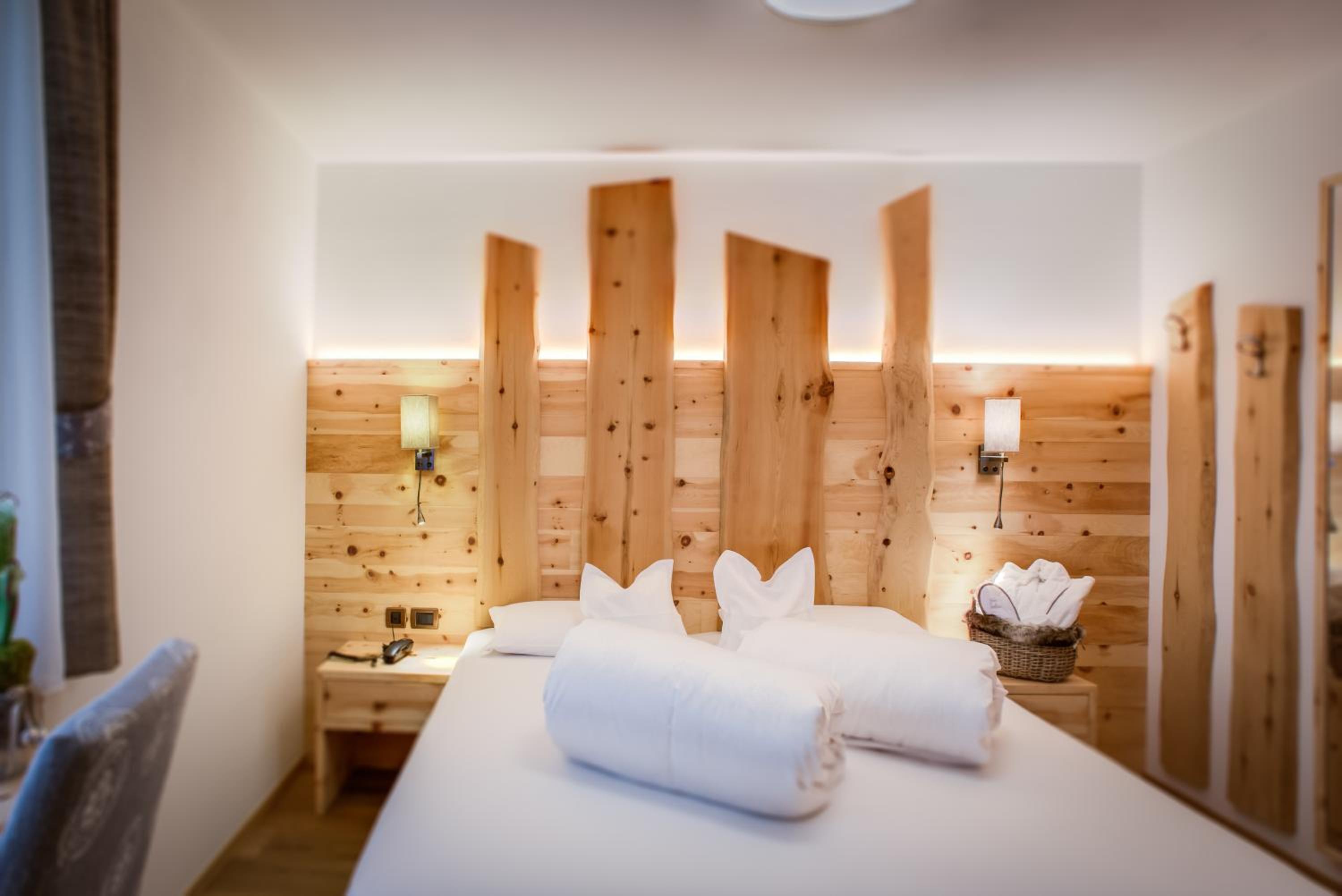 Single Room with Bath photo 2