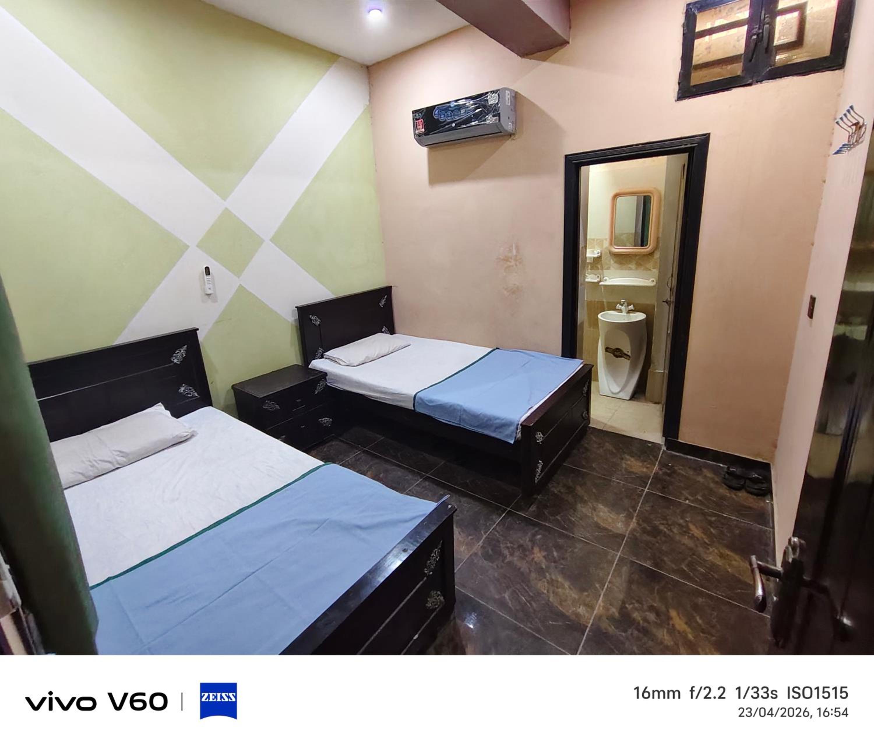 Deluxe Single Room photo 3