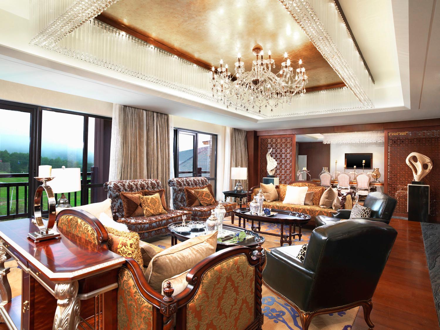 One-Bedroom Presidential Suite - Executive Lounge Access