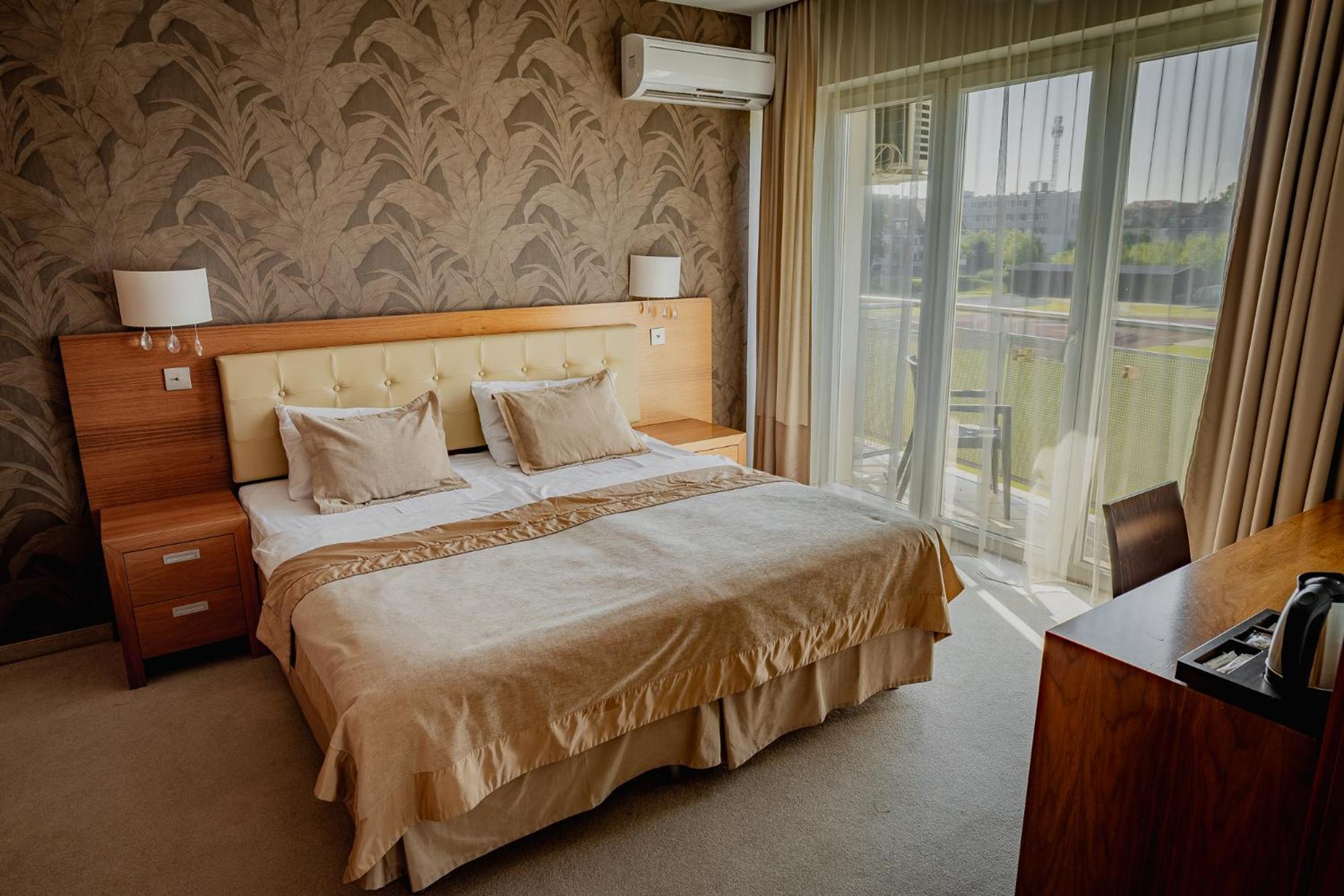 Large Double Room - Annex photo 1