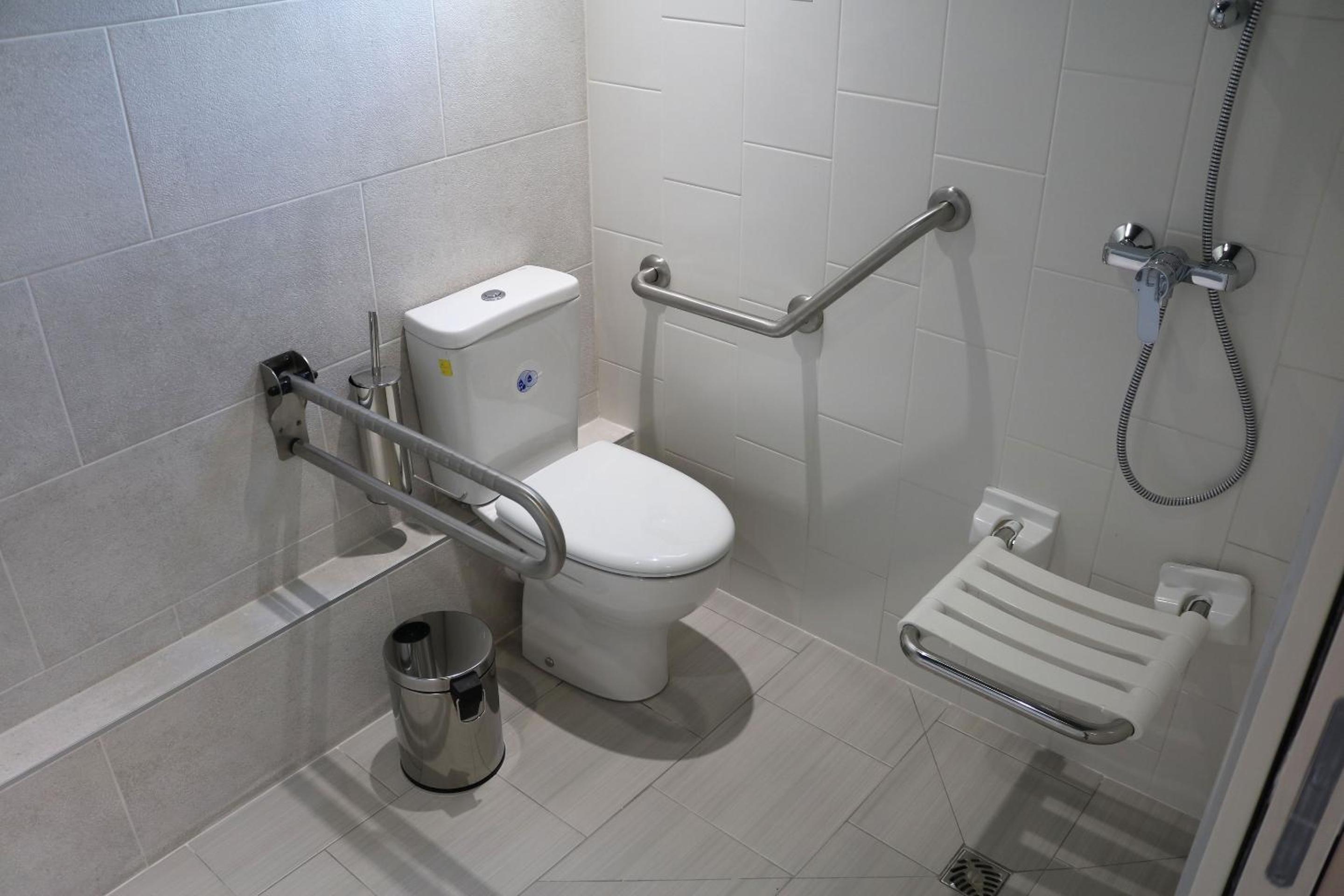 Double Room or Twin Room with Garden View photo 2
