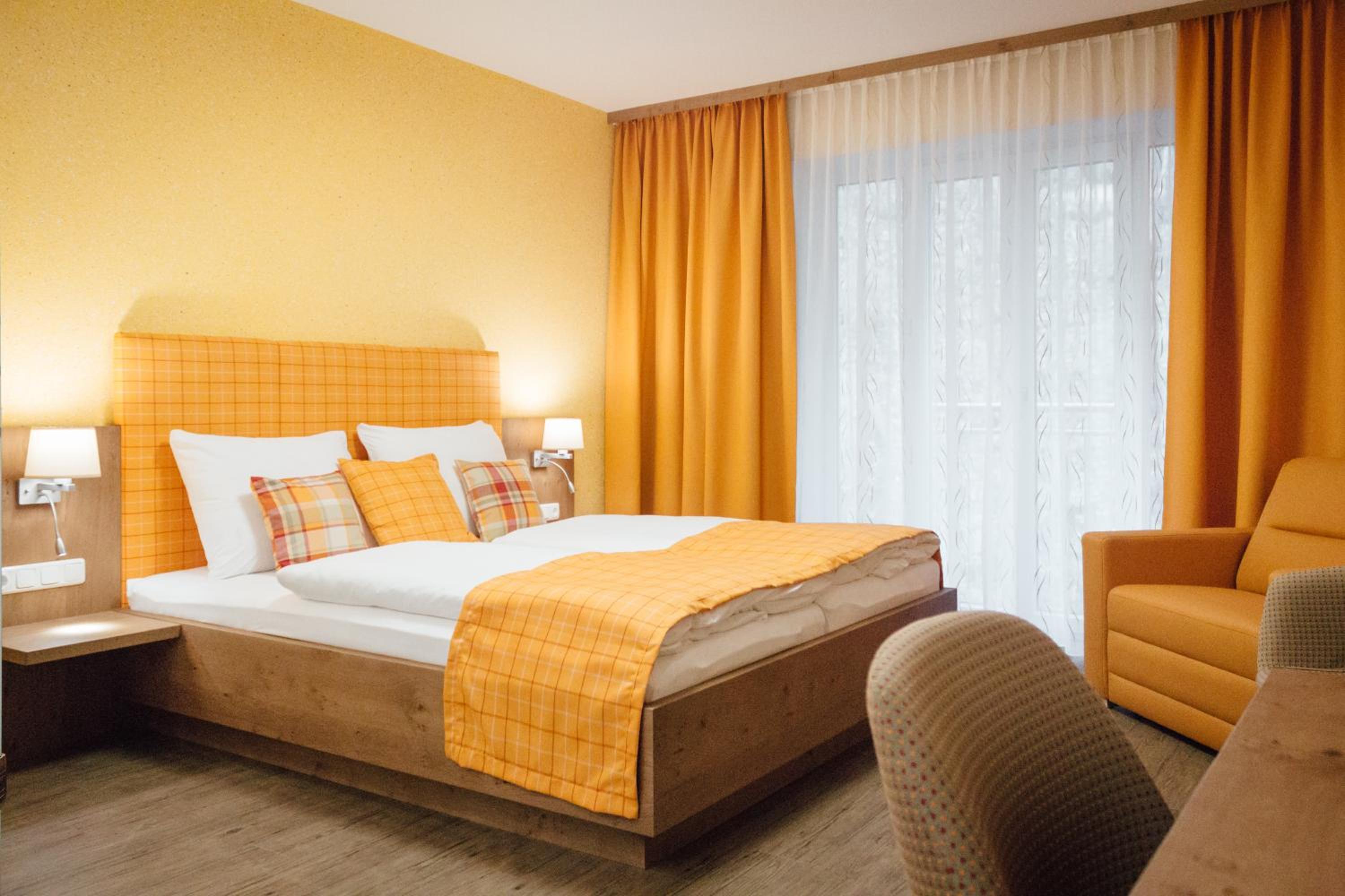 Double Room with Mountain View - Photo 4