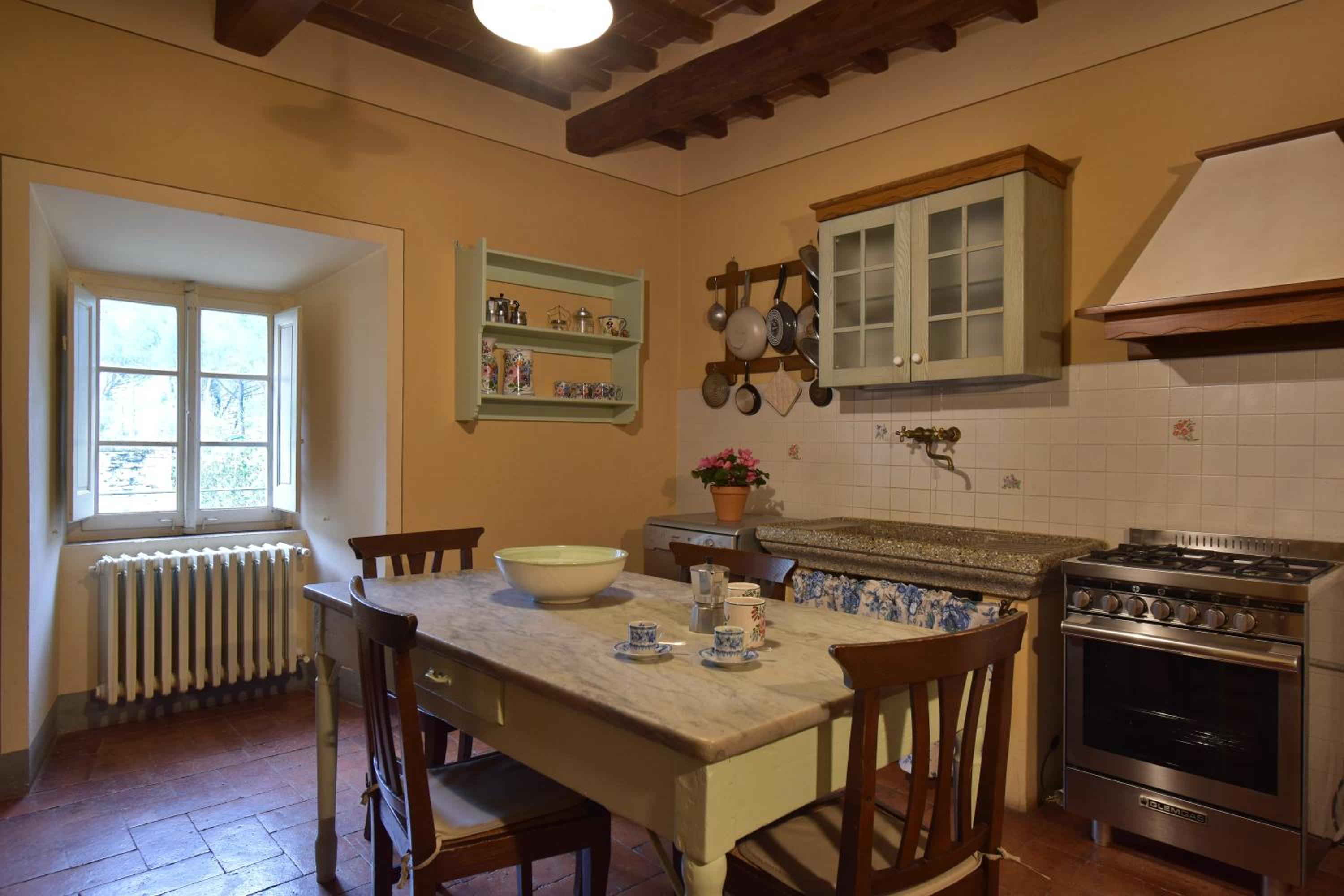 Two-Bedroom Apartment with Garden View photo 3