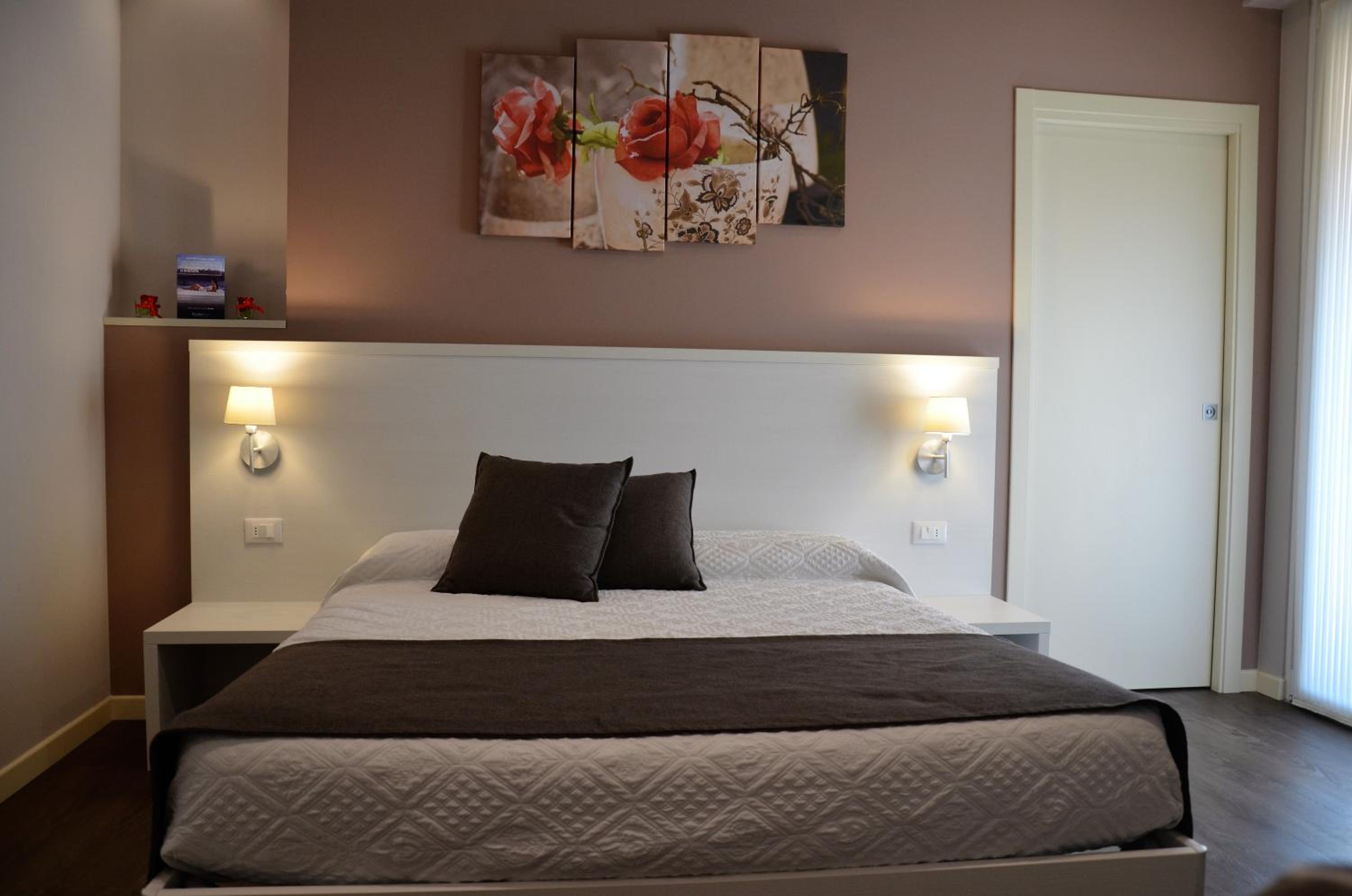 Deluxe Quadruple Room photo 2