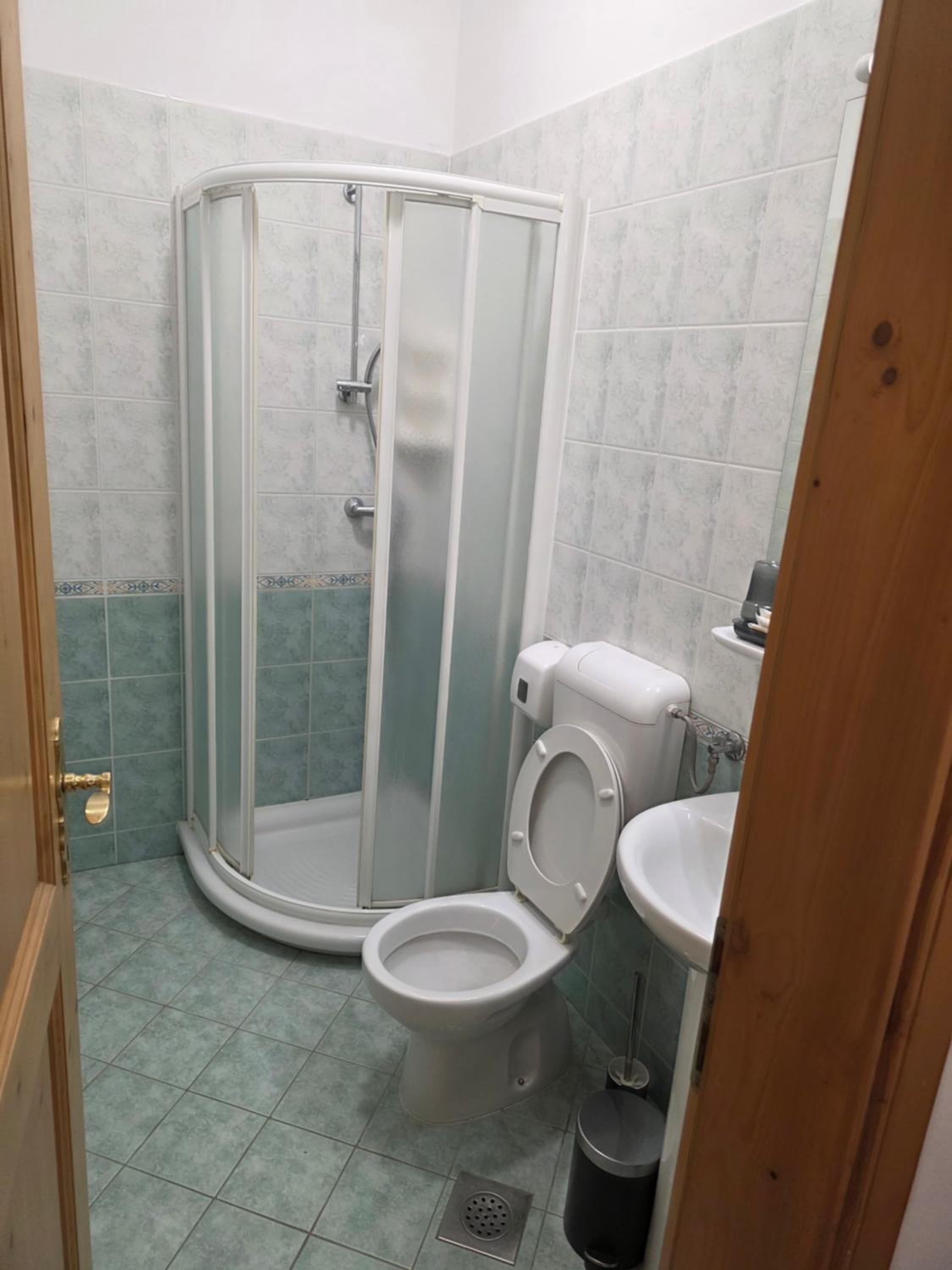 Triple Room with Bathroom