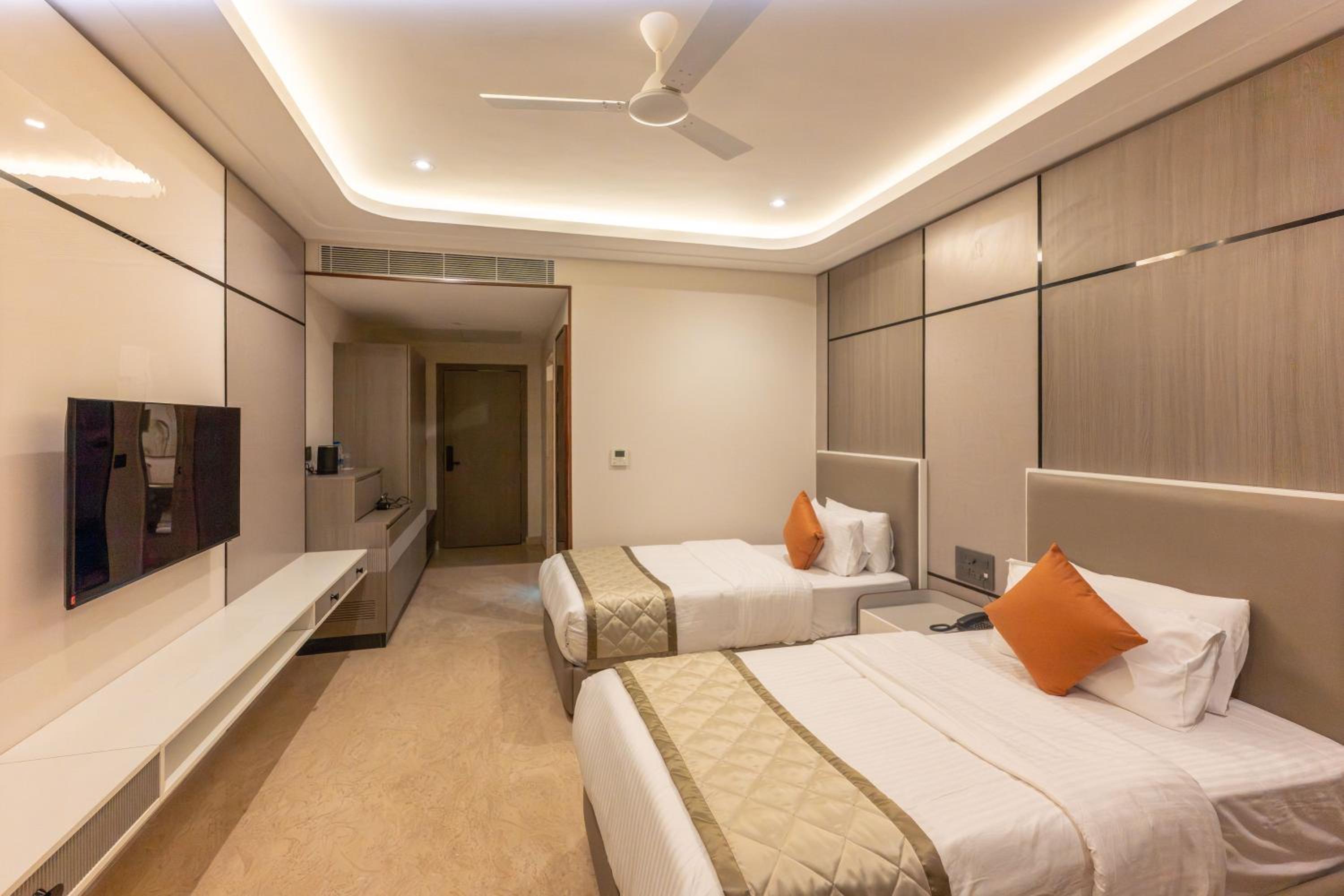 Superior Twin Room - Photo 4