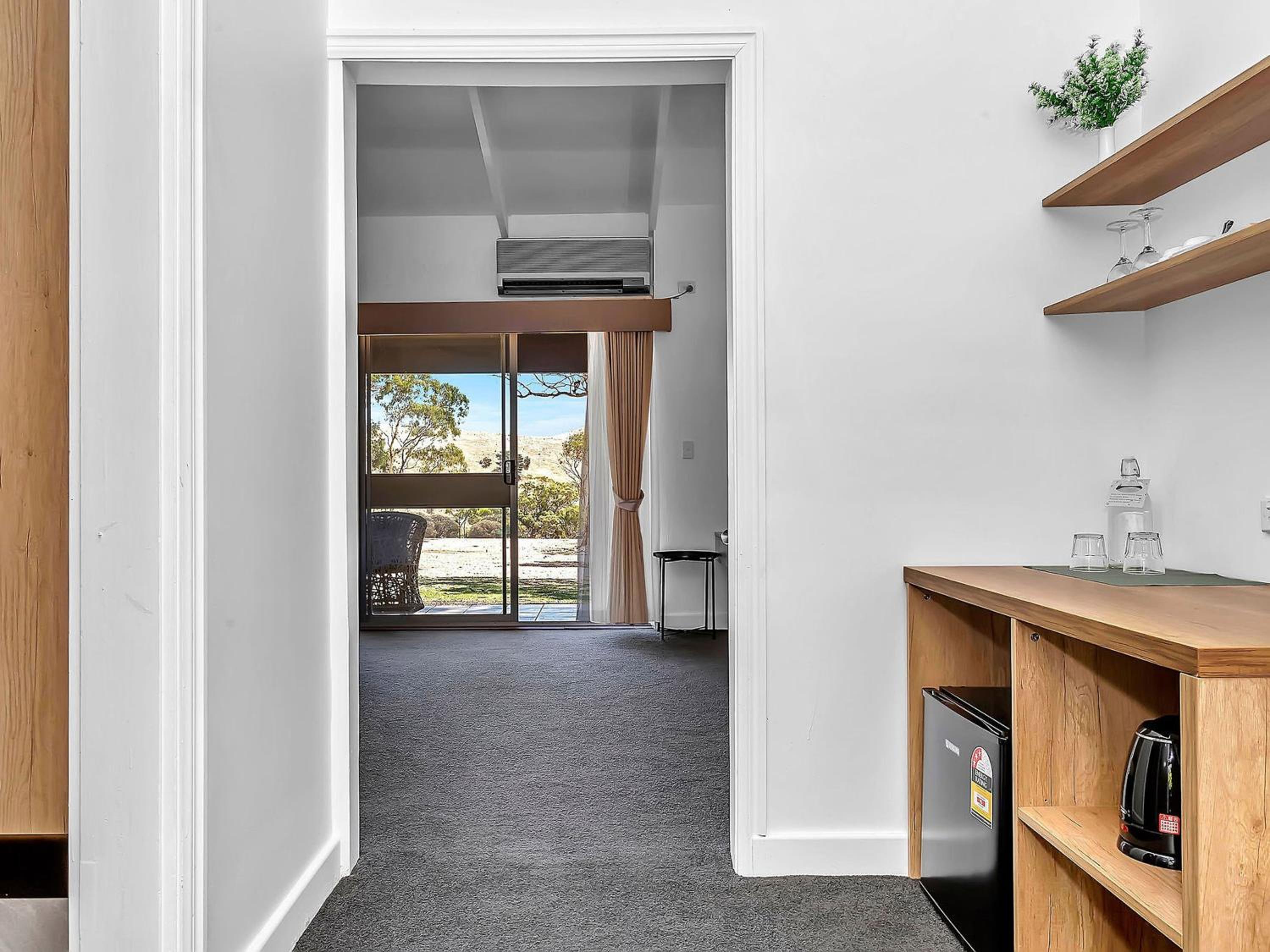 Premium Double Room with Golf View photo 3