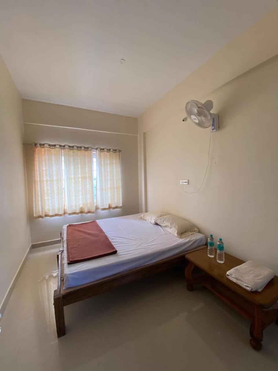 Single Room photo 3