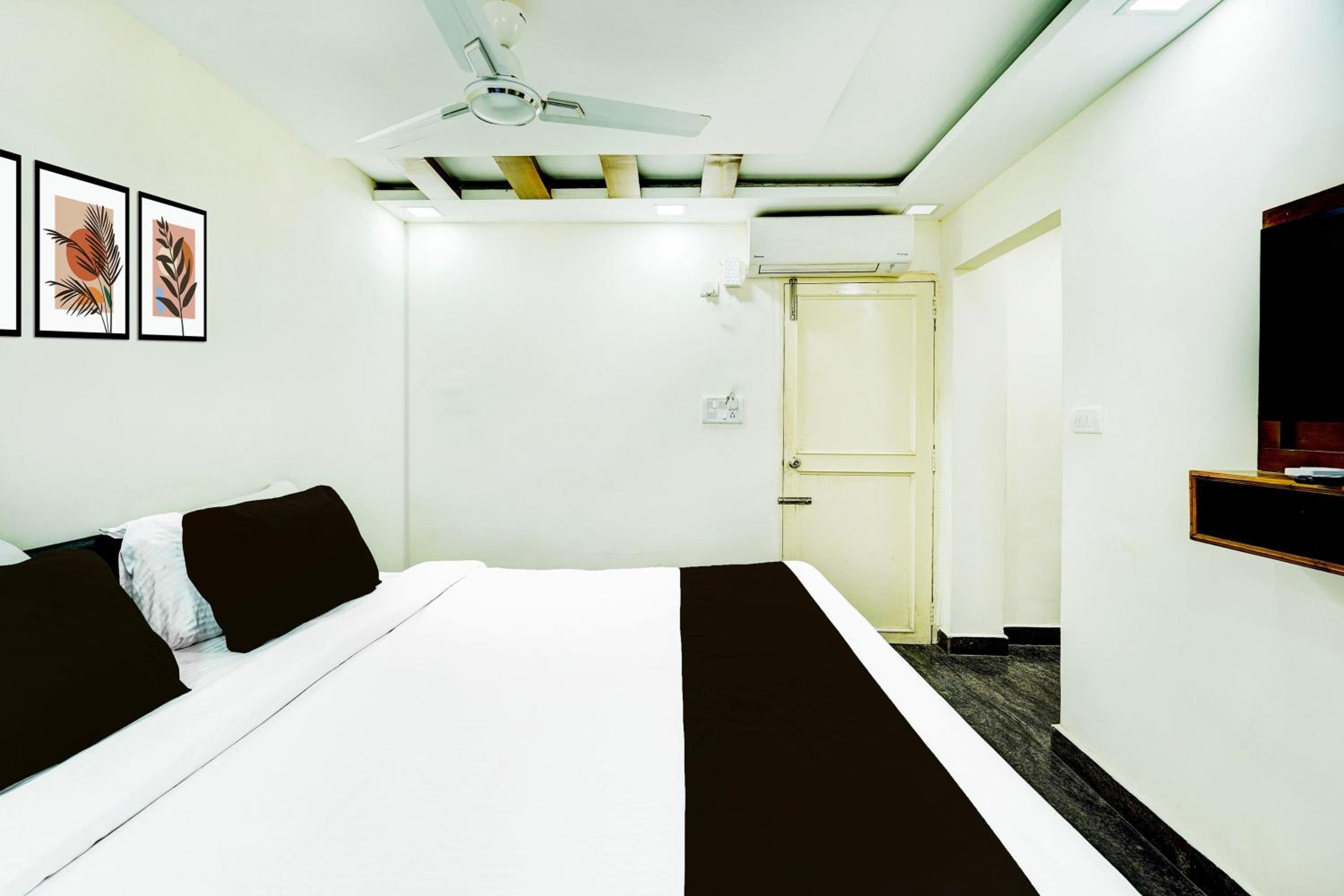 Small Double Room photo 3