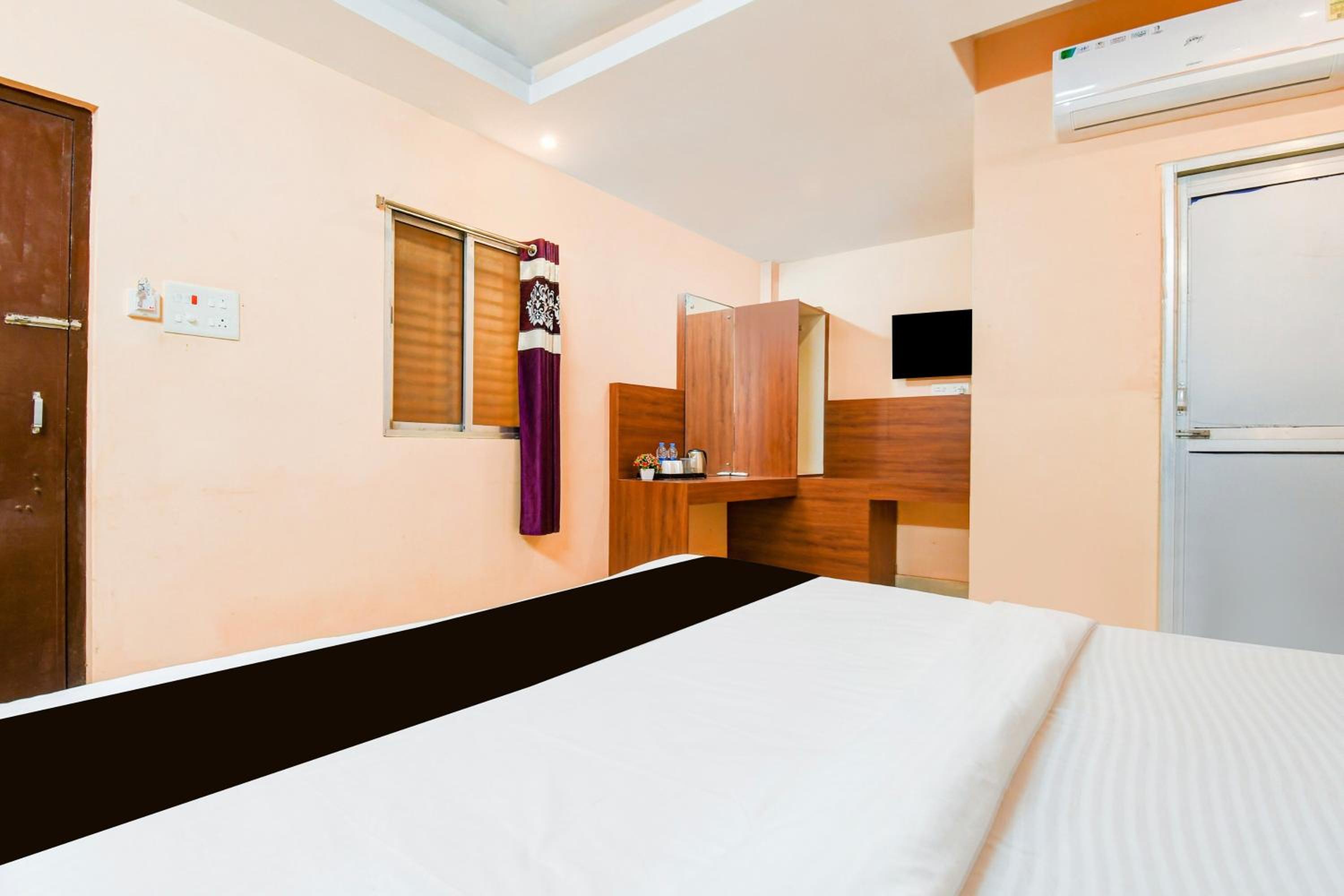 Deluxe Triple Room photo 3