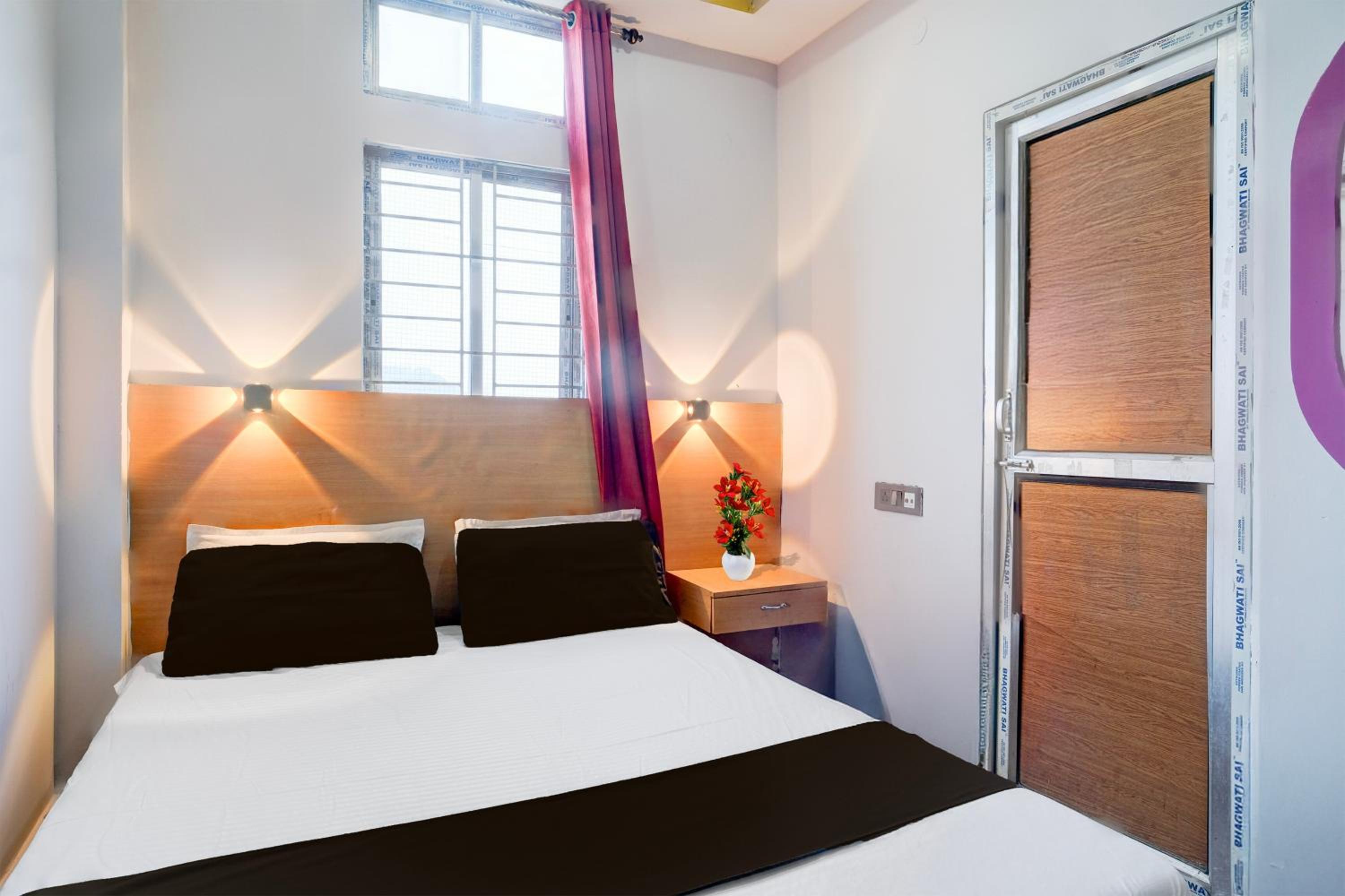 Deluxe Single Room photo 2