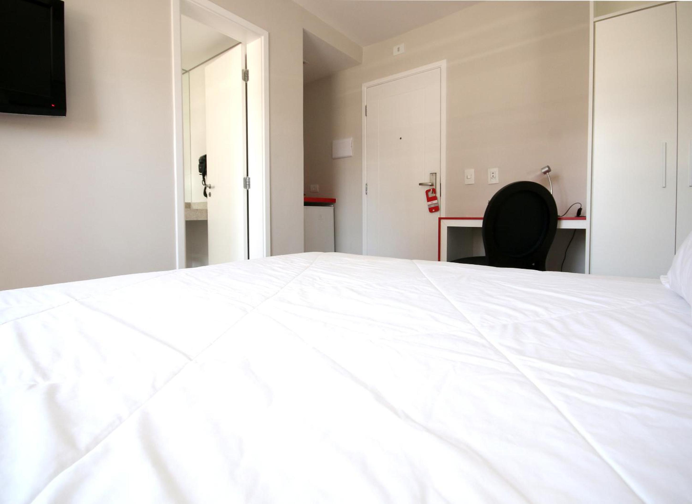 Executive Studio - Photo 1