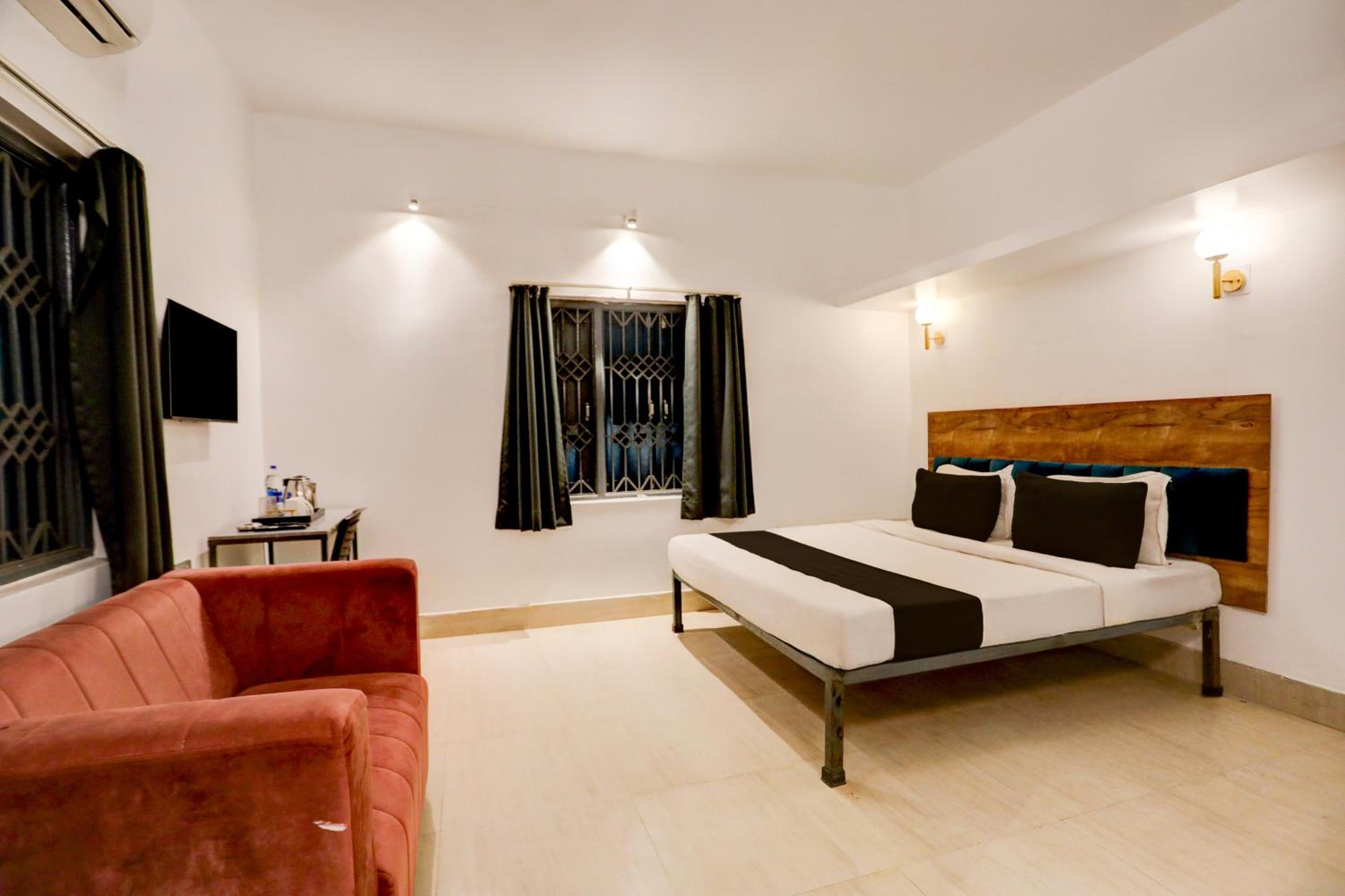 Deluxe Triple Room with Sea View