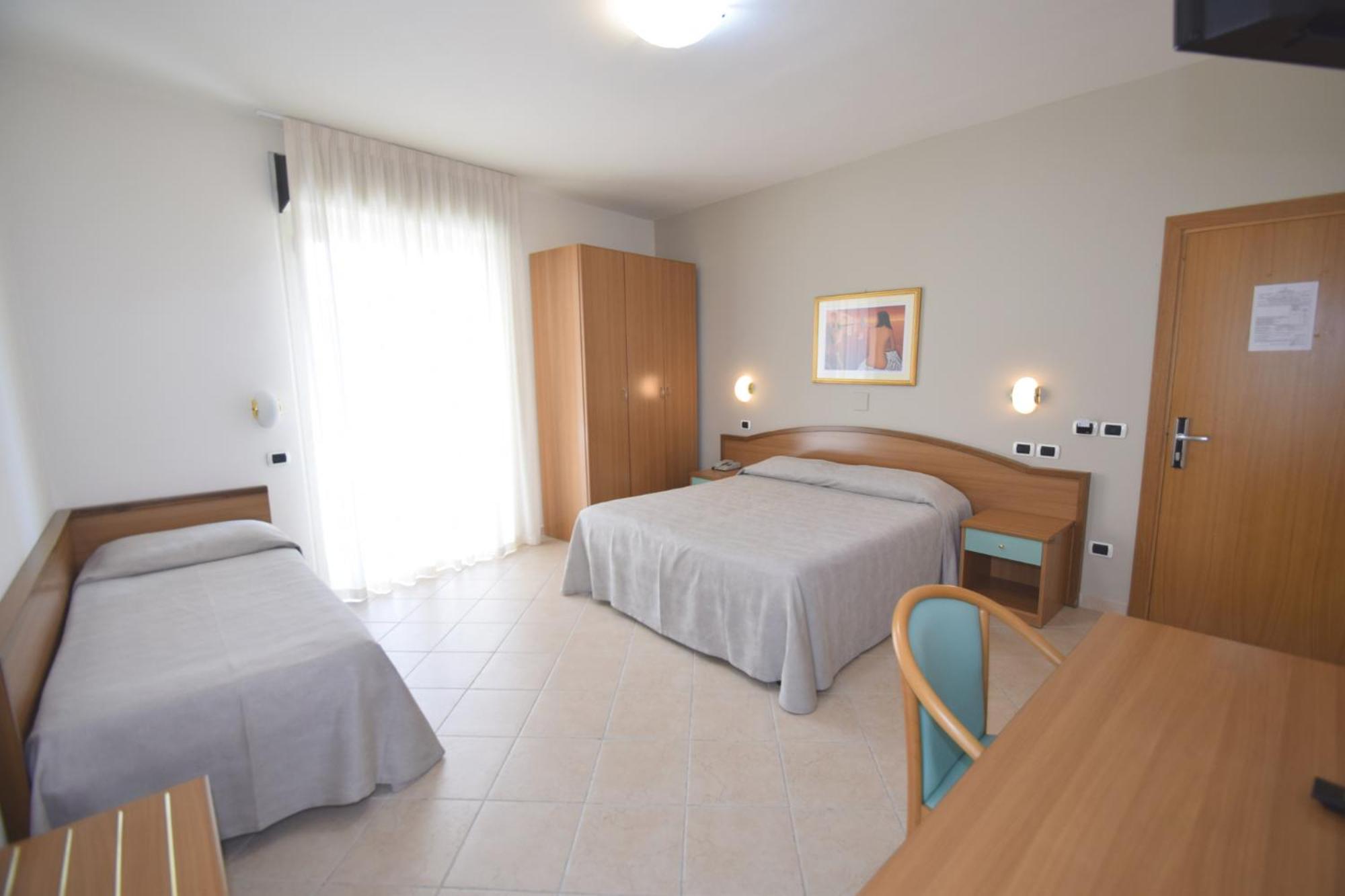Triple Room photo 1
